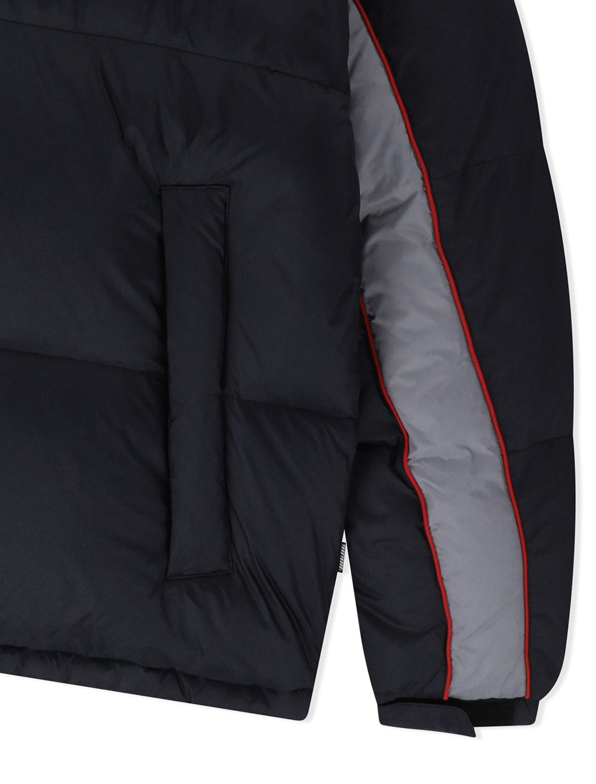예스아이씨(YESEYESEE) Paneled Down Jacket Black