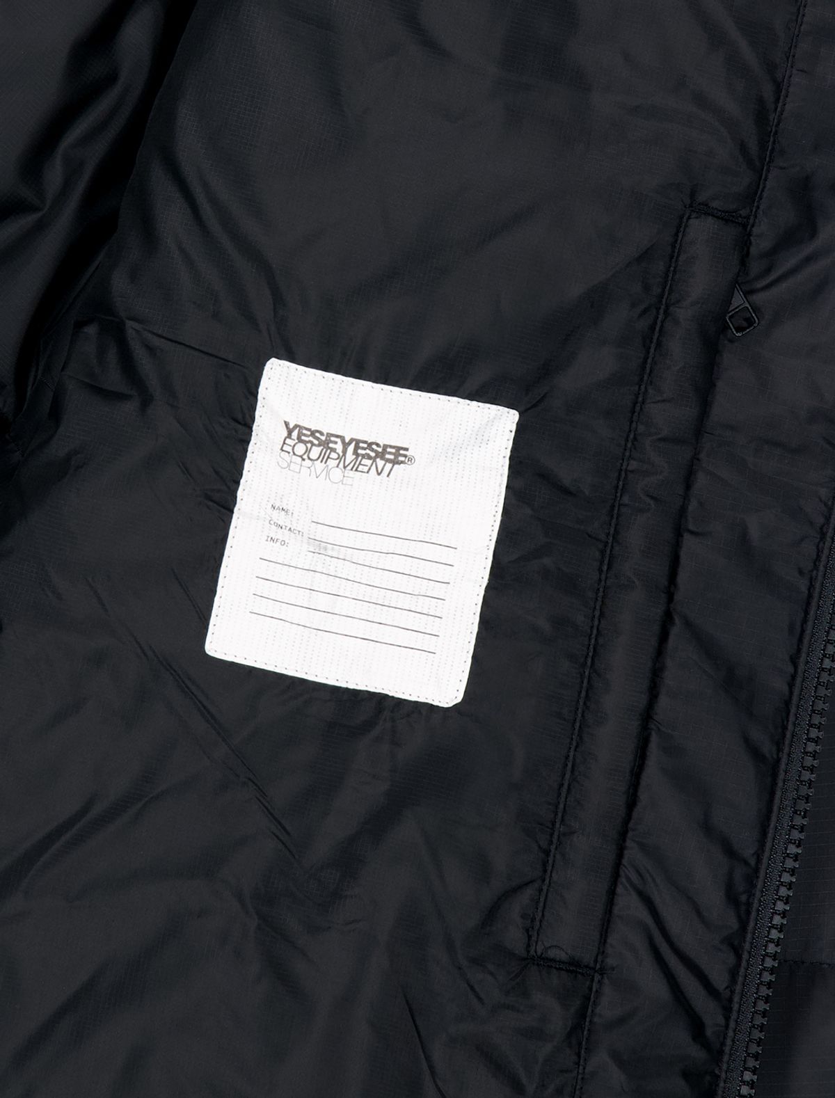 예스아이씨(YESEYESEE) Sign Logo Down Jacket Black