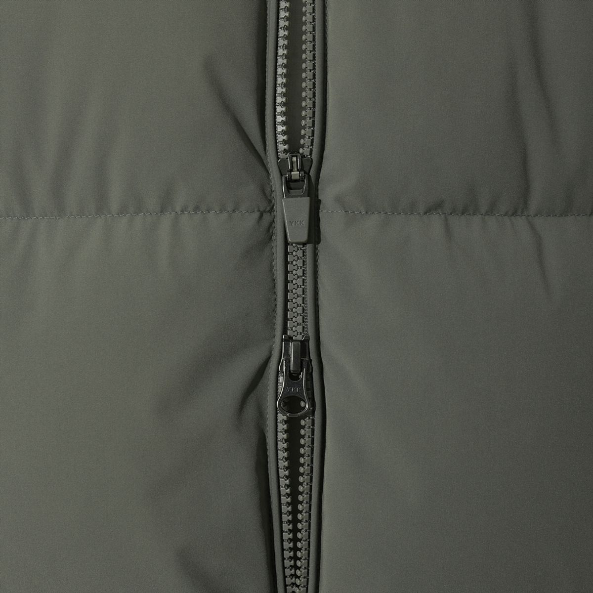 디오디(DOD) 베이슨 D7 다운자켓(L.CHARCOAL GREY)