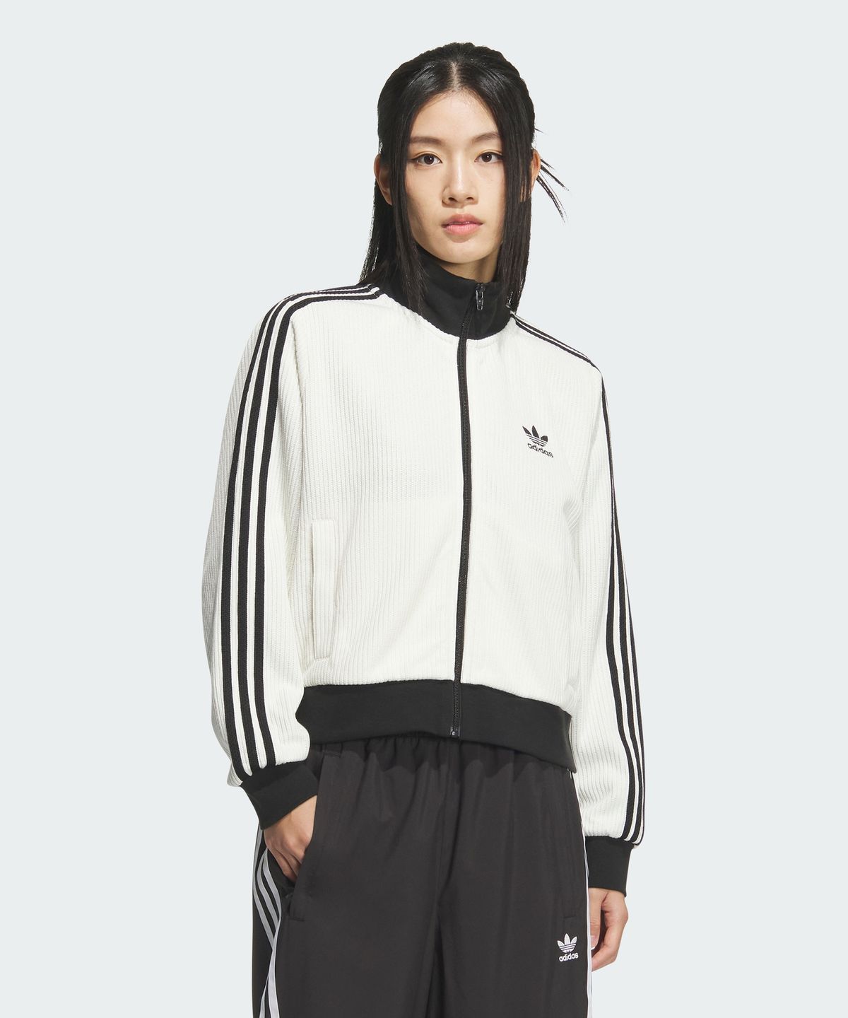 아디다스(ADIDAS) 니트 트랙탑 - 화이트:블랙 / KC2649
