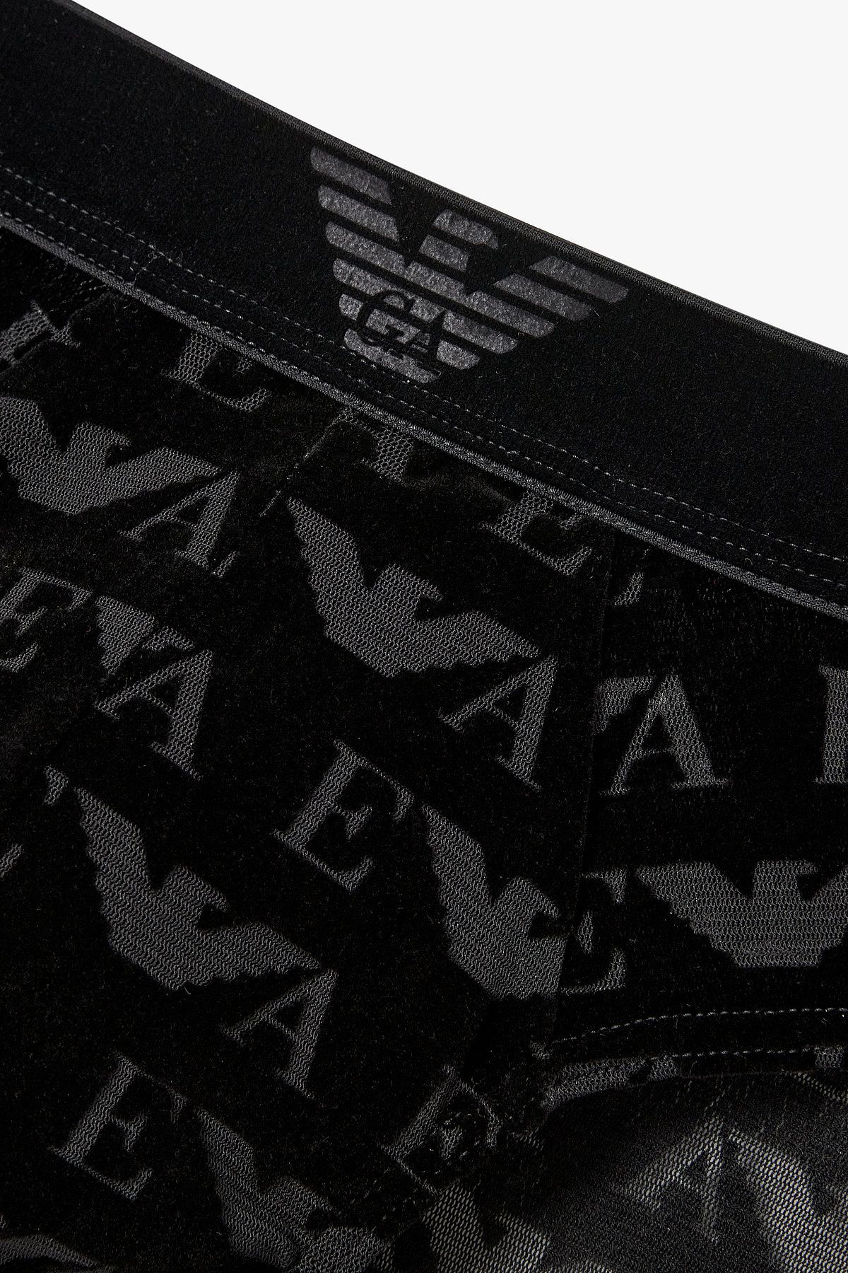 엠포리오 아르마니 언더웨어(EMPORIO ARMANI UNDERWEAR) 남성 벨루어 로고 패턴 밴딩 브리프_블랙 0815311049