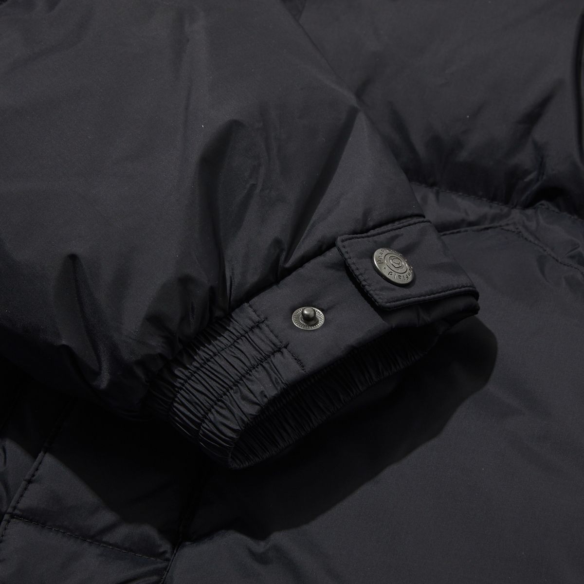 펜필드(PENFIELD) 락울 베이직 다운 점퍼 블랙_FR4WD100