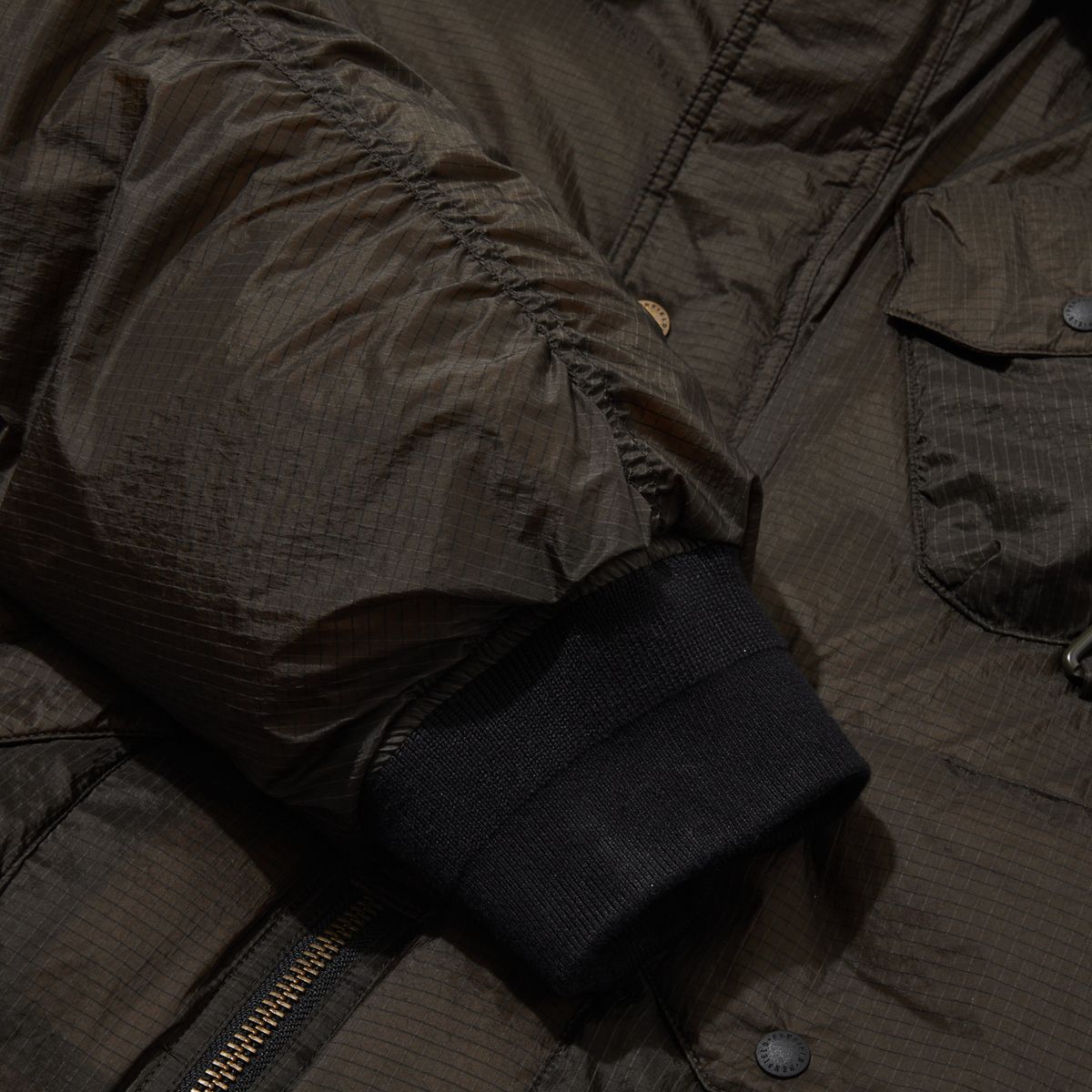 펜필드(PENFIELD) 나일론 유틸리티 에비에이터 다크브라운_FR4WD91U