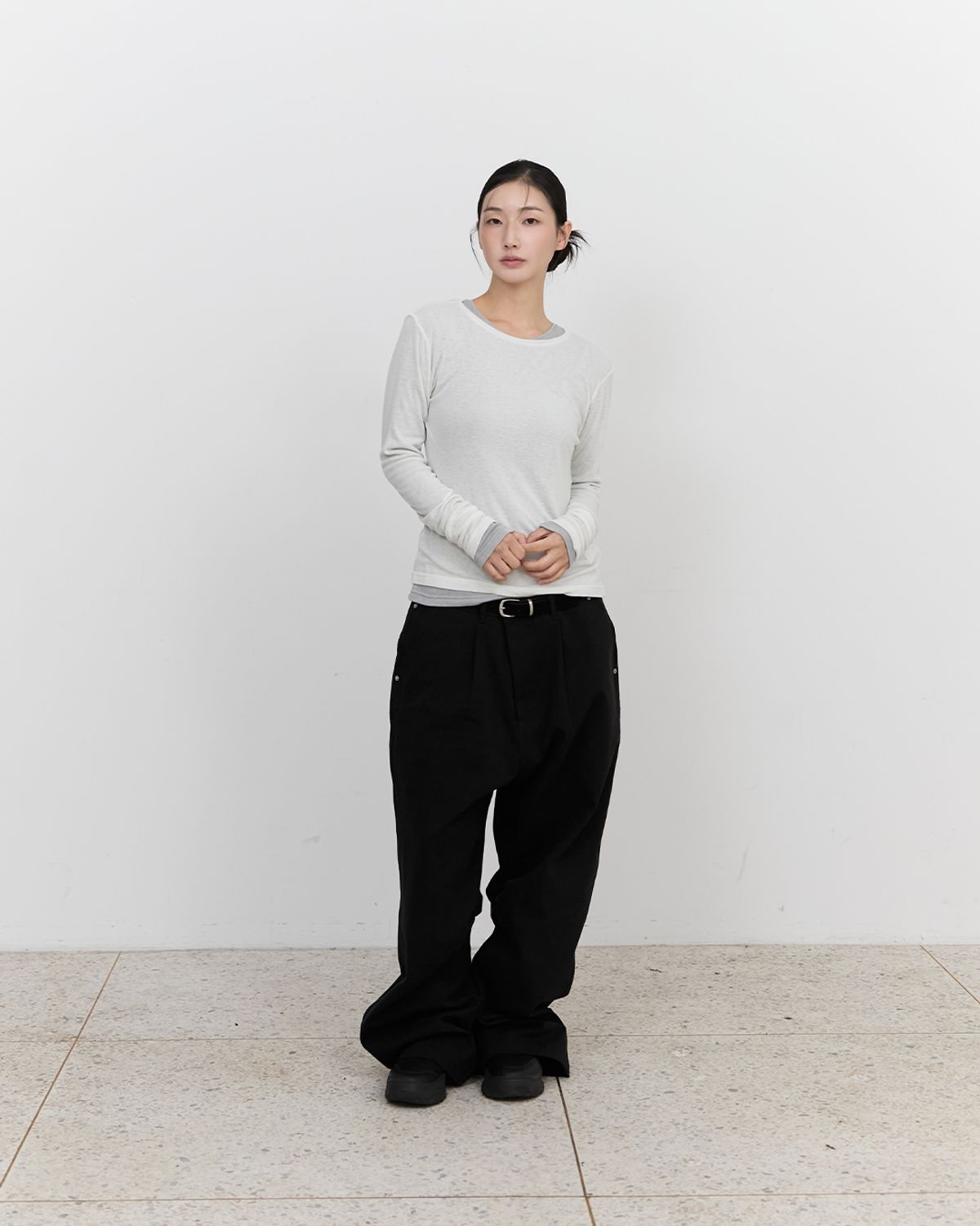 블루썬플라워(BLUESUNFLOWER) 레이어드 롱슬리브 티셔츠 [아이보리]