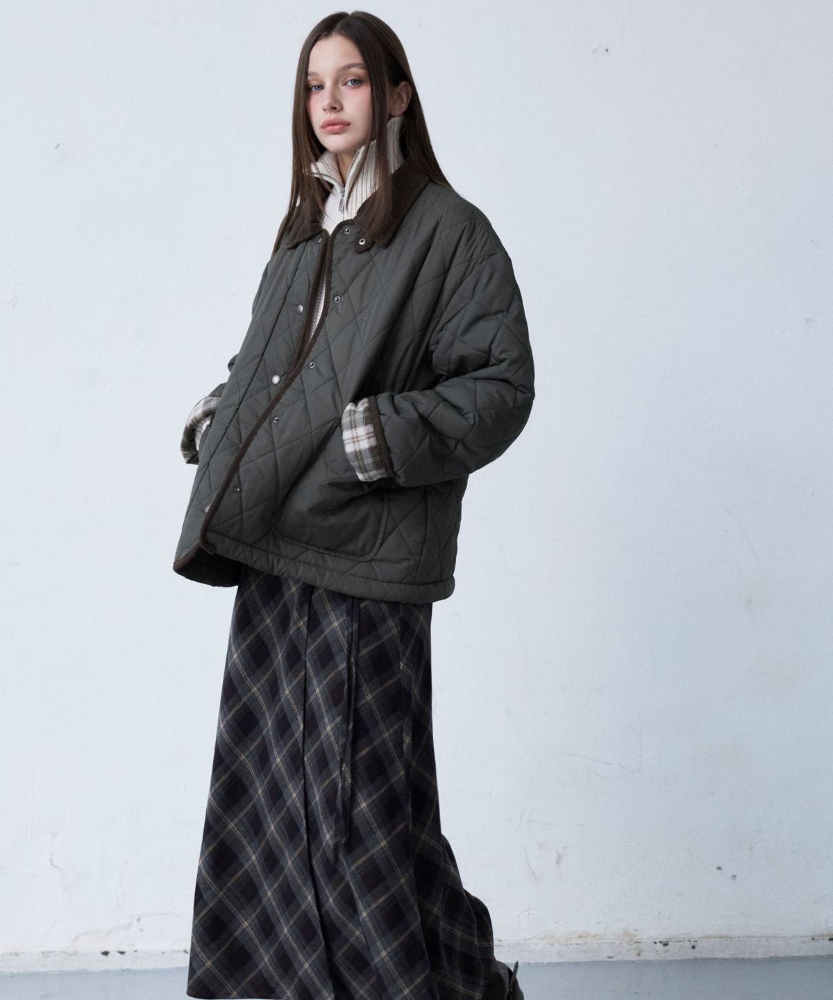 미쏘(MIXXO) 카라배색 경량패딩_MIWJPGV1PB