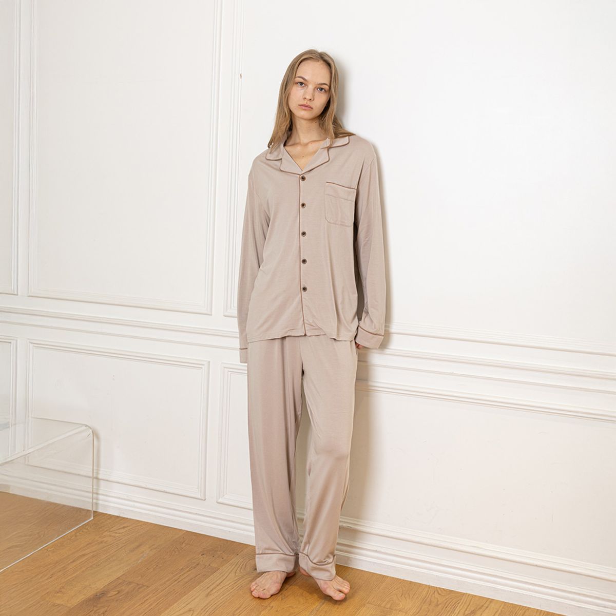 멜라니조이(MELANIE JOY) MJ_Loose shirt style two piece pajamas-BEIGE