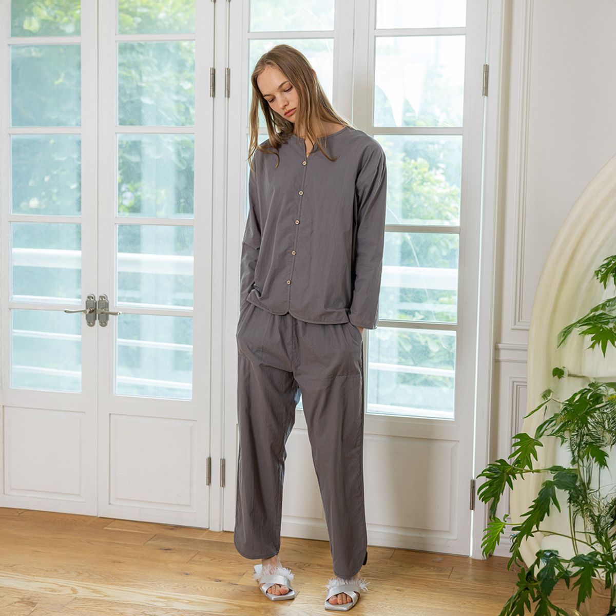 멜라니조이(MELANIE JOY) MJ_Crew neck casual two piece pajamas_GRAY