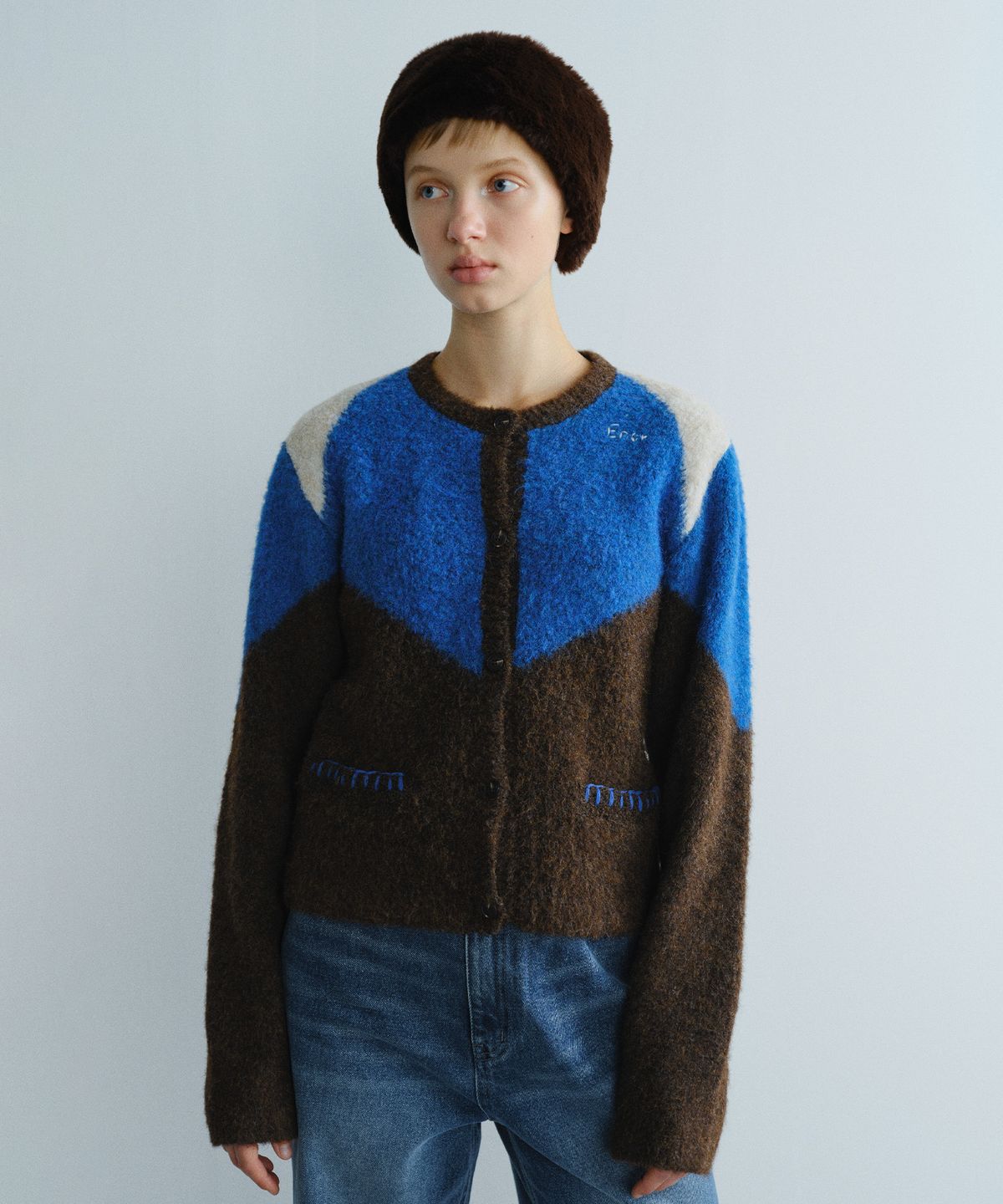 엔오르(EN OR) COLOR BLOCK CREW NECK CARDIGAN - BLUE