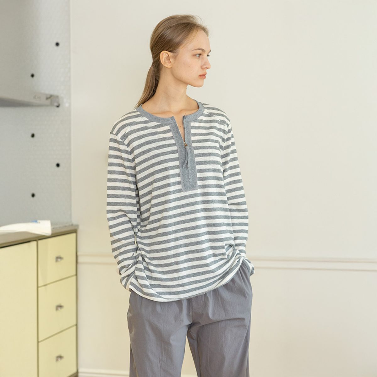 멜라니조이(MELANIE JOY) MJ_Zipper home long sleeves top_GRAY