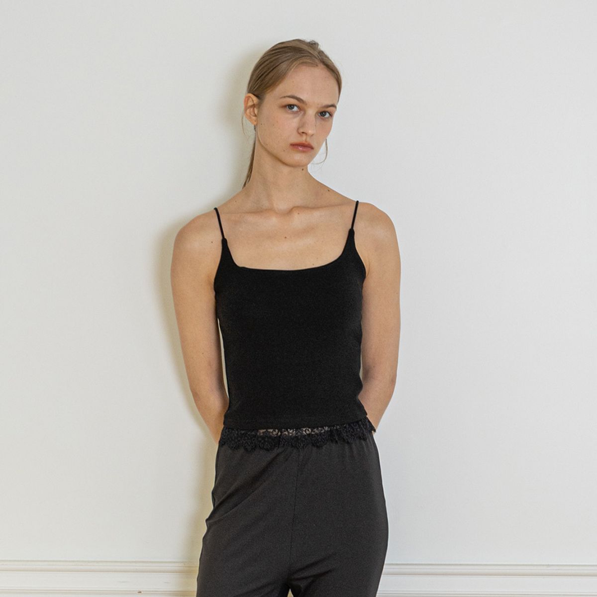 멜라니조이(MELANIE JOY) MJ_Gentle lace hem tank top_3color
