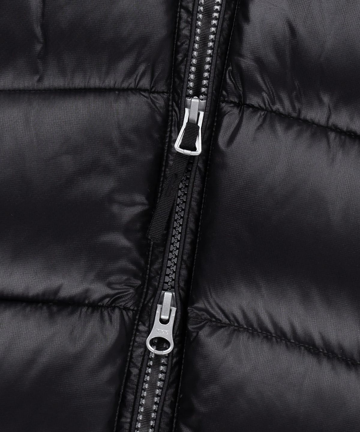 썬러브투어(SUNLOVETOUR) Halo Goose Down Jacket Black