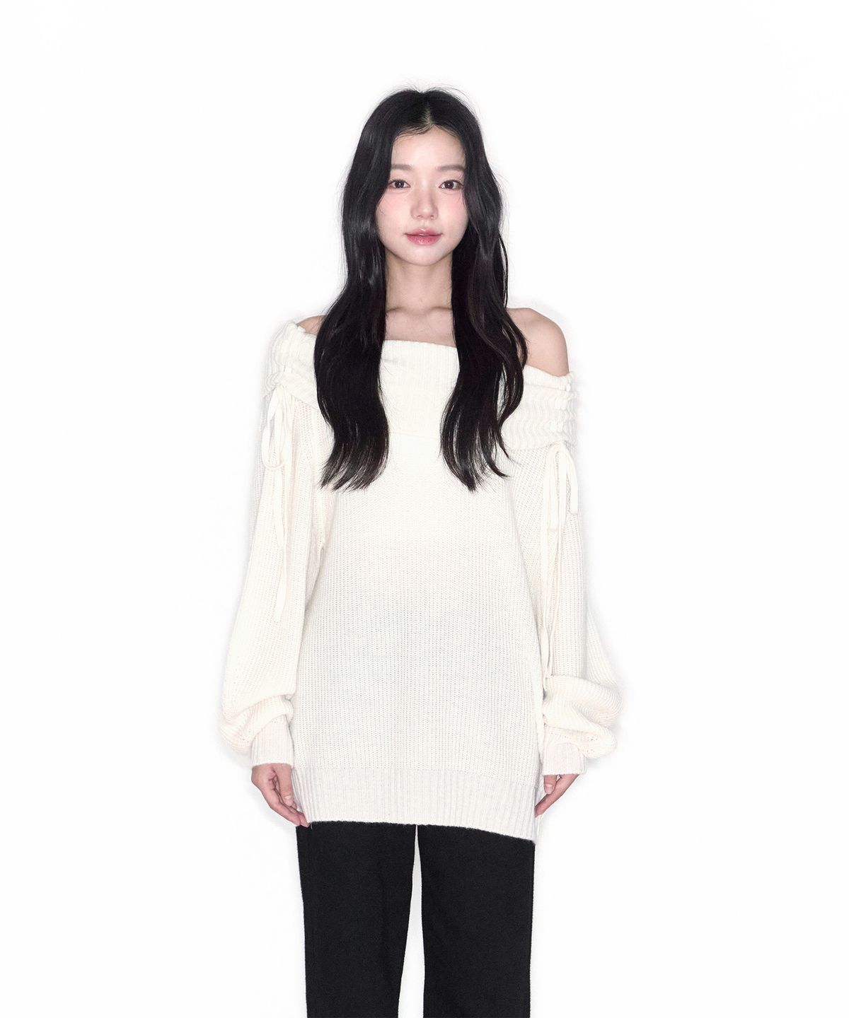 알키알카(ALKI ALKA) Shirring Off-shoulder Knit (Ivory)