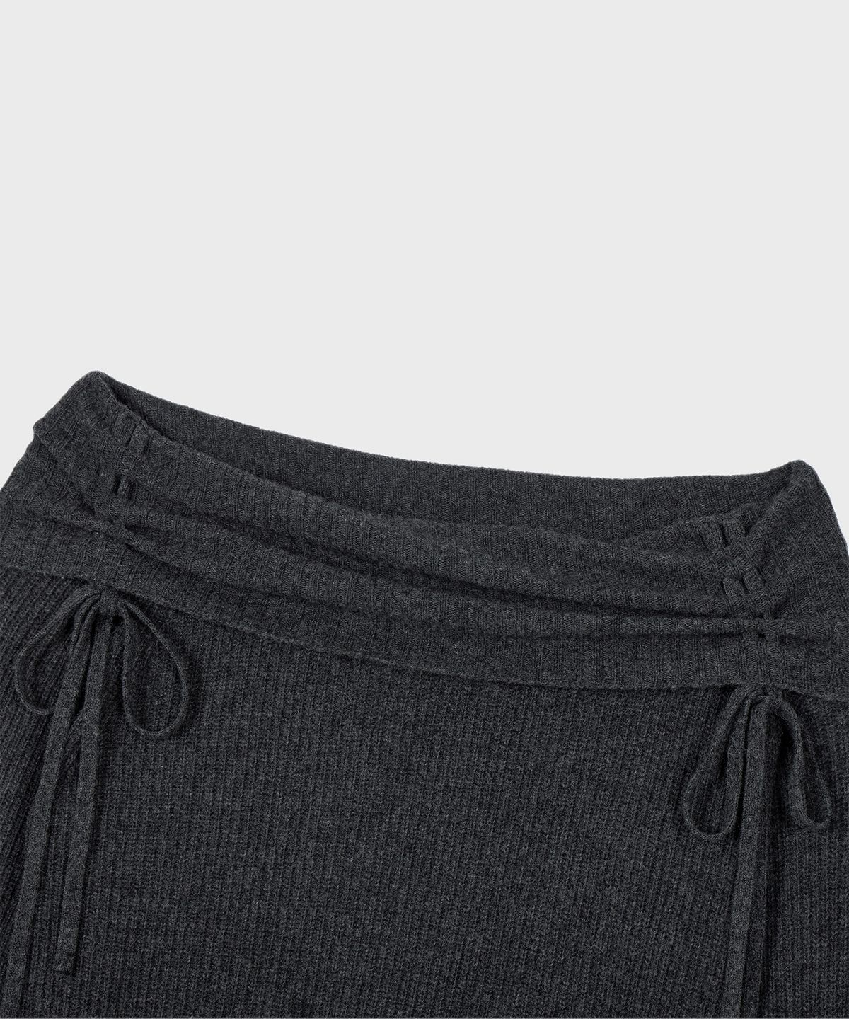 알키알카(ALKI ALKA) Shirring Off-shoulder Knit (Charcoal)