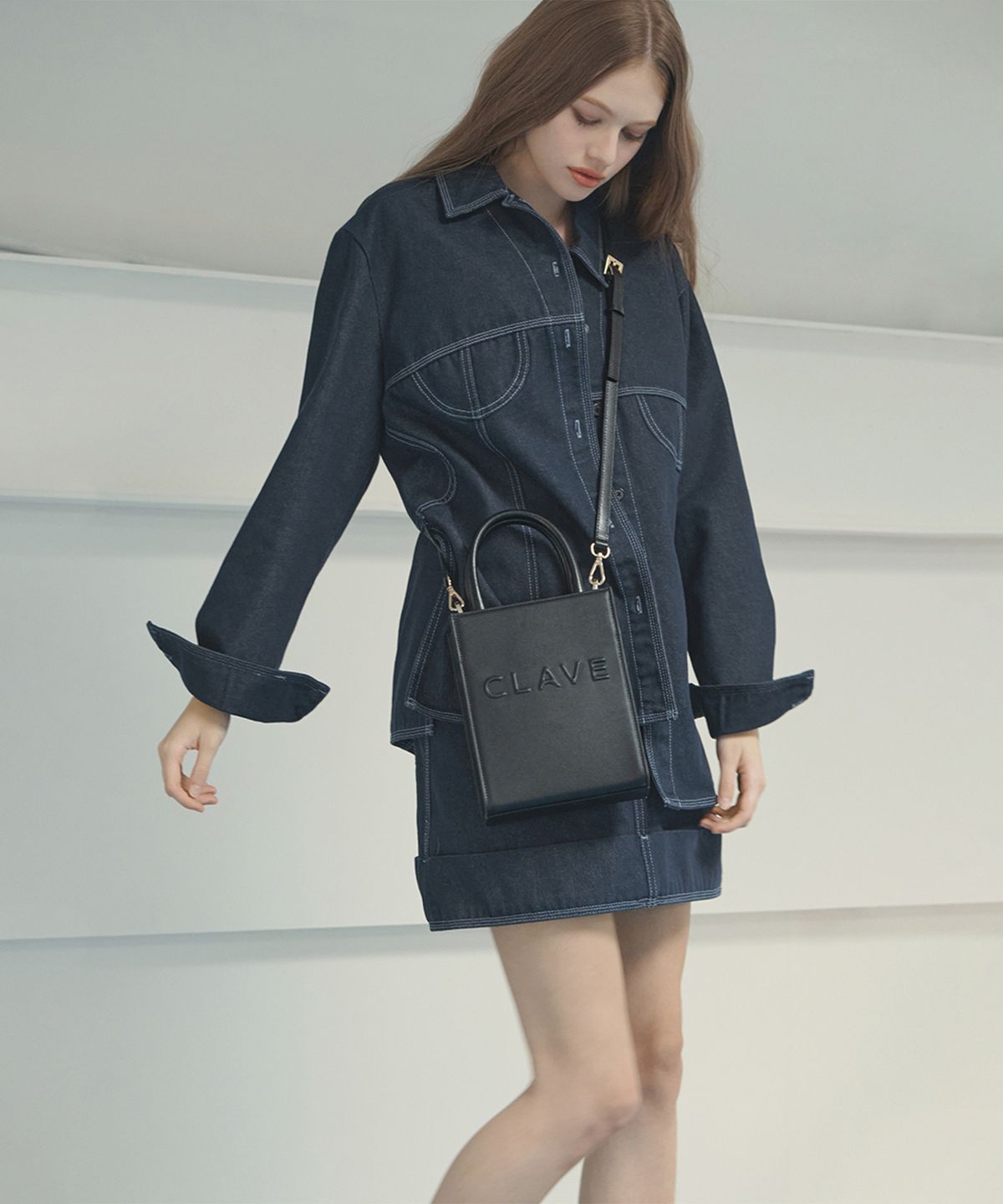 끌라베(CLAVE) 실비 스몰  블랙 크로스백 (SYLVIE Small Black Cross Bag)