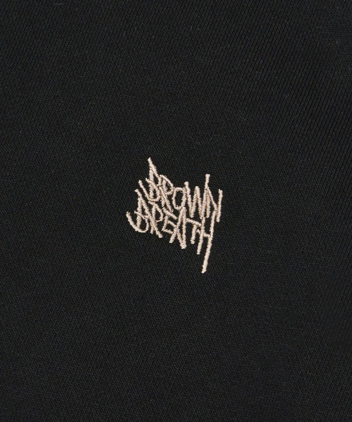 브라운브레스(BROWNBREATH) TAG APPLIQUE HOODIE - BLACK