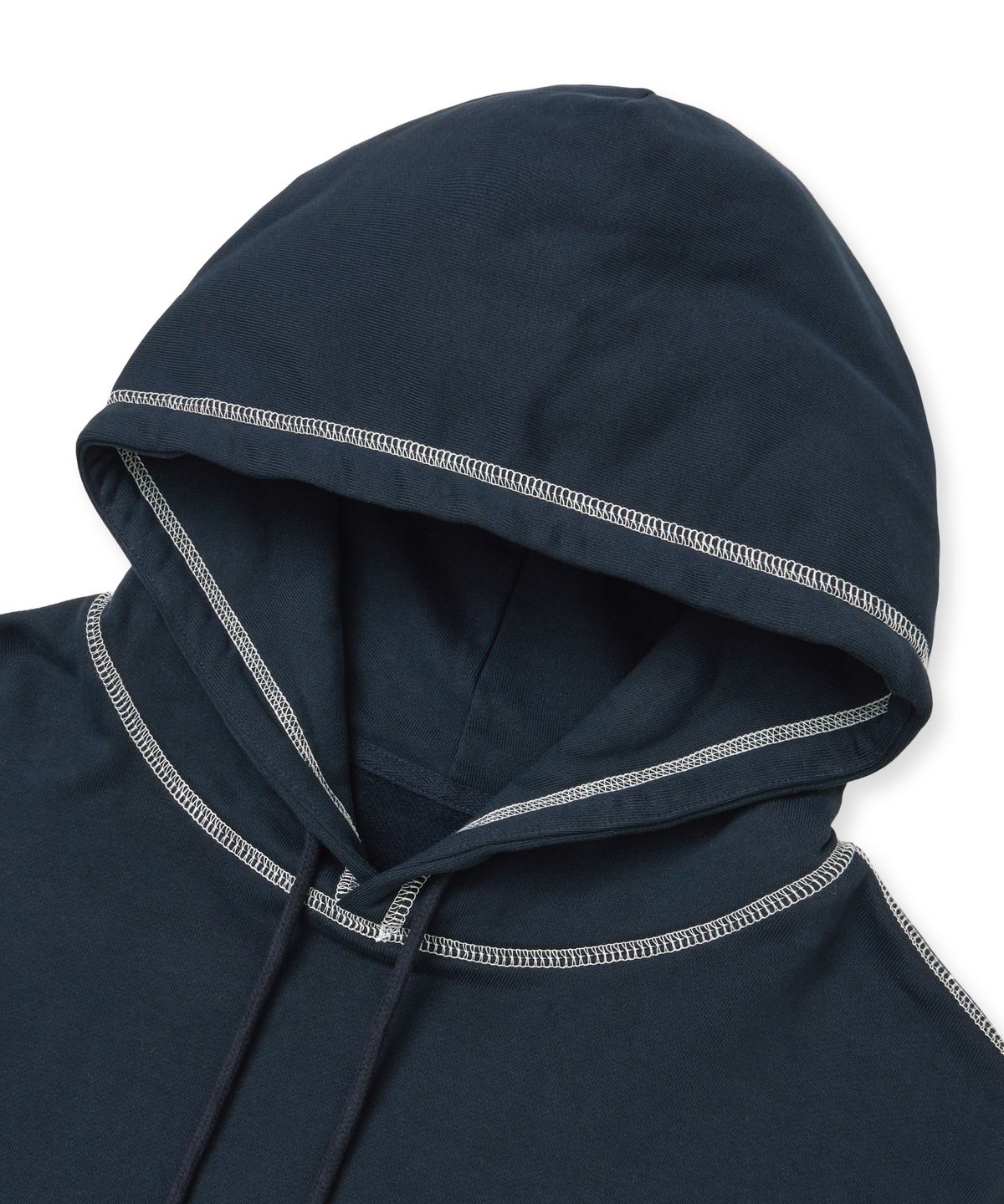 브라운브레스(BROWNBREATH) TAG APPLIQUE HOODIE - NAVY