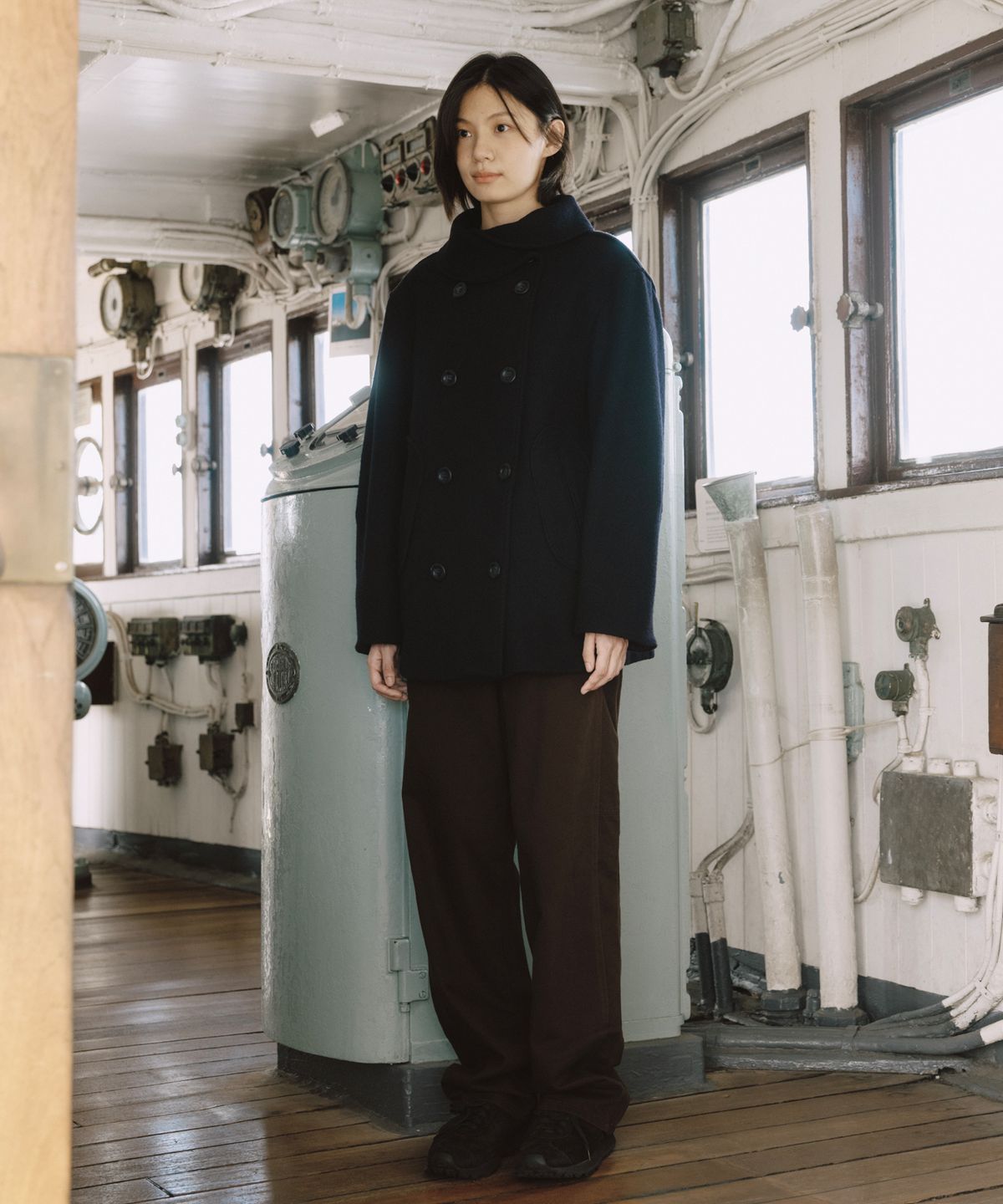 오헤시오(OHESHIO) LAYERED COLLAR DOUBLE WOOL COAT, DEEP NAVY