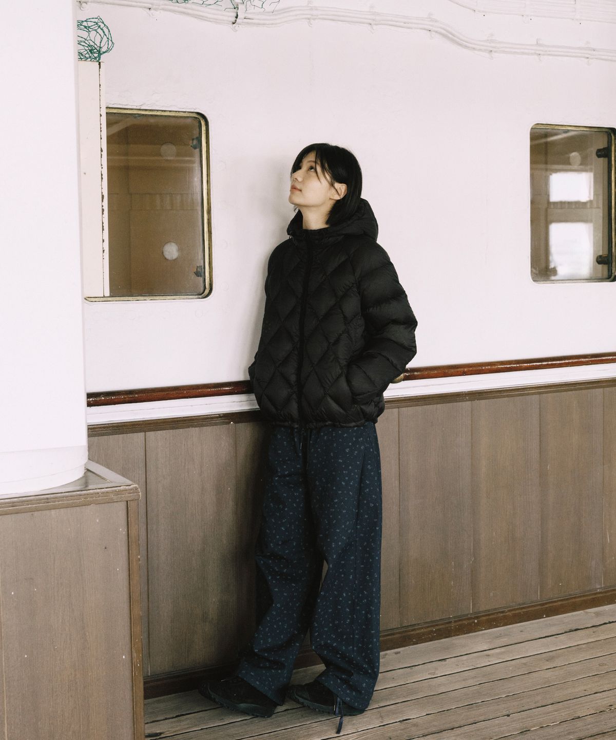 오헤시오(OHESHIO) DIAMOND QUILTED DUCK DOWN, BLACK