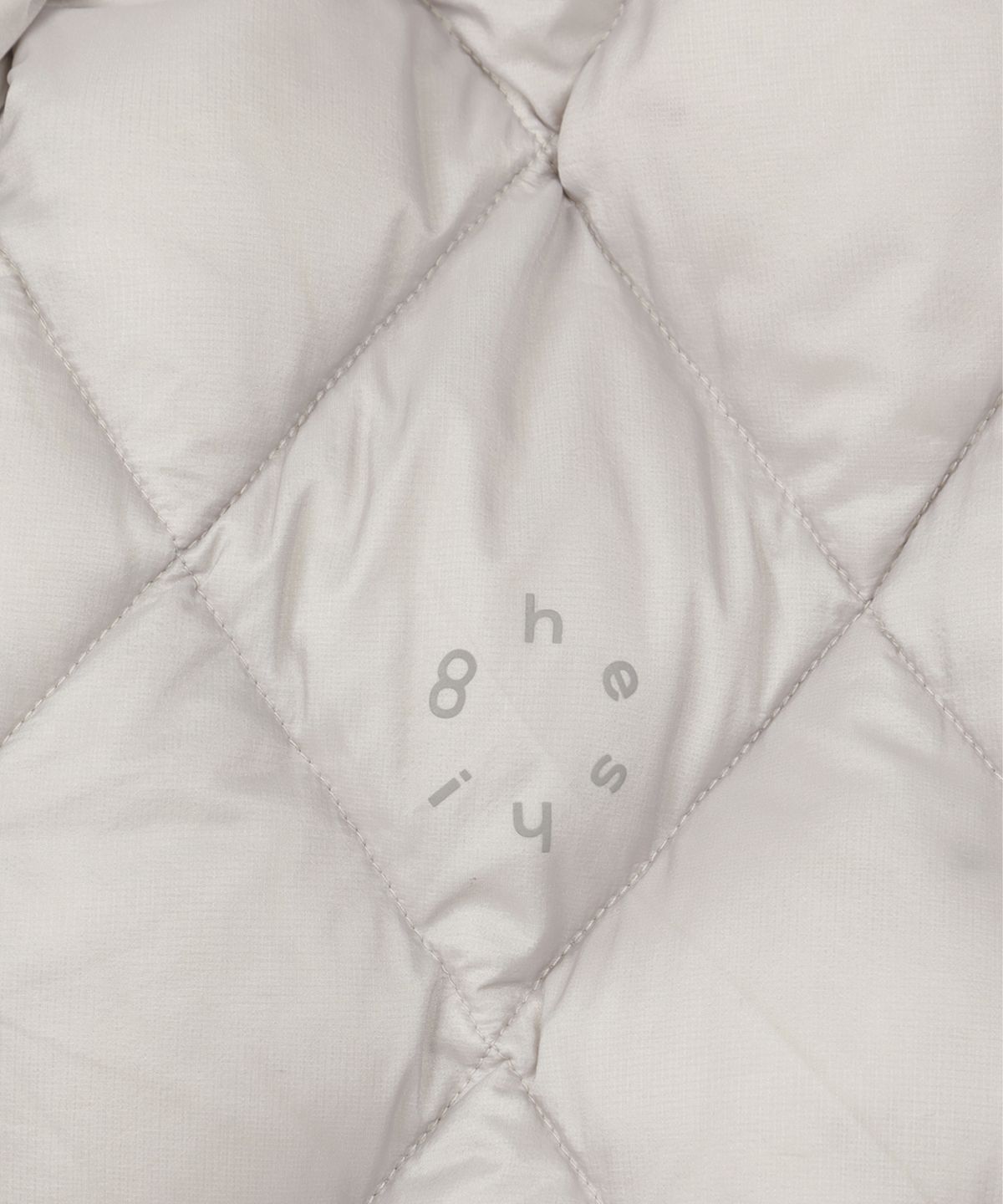 오헤시오(OHESHIO) DIAMOND QUILTED DUCK DOWN, LIGHT GRAY