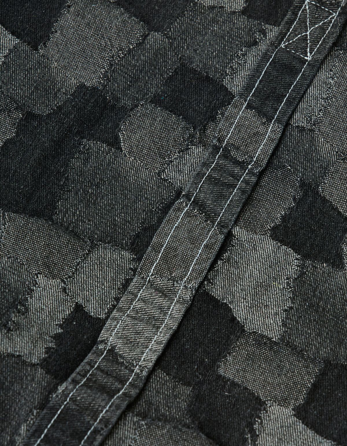 로어즈(LORES) Mosaic Denim Tote Bag - Black