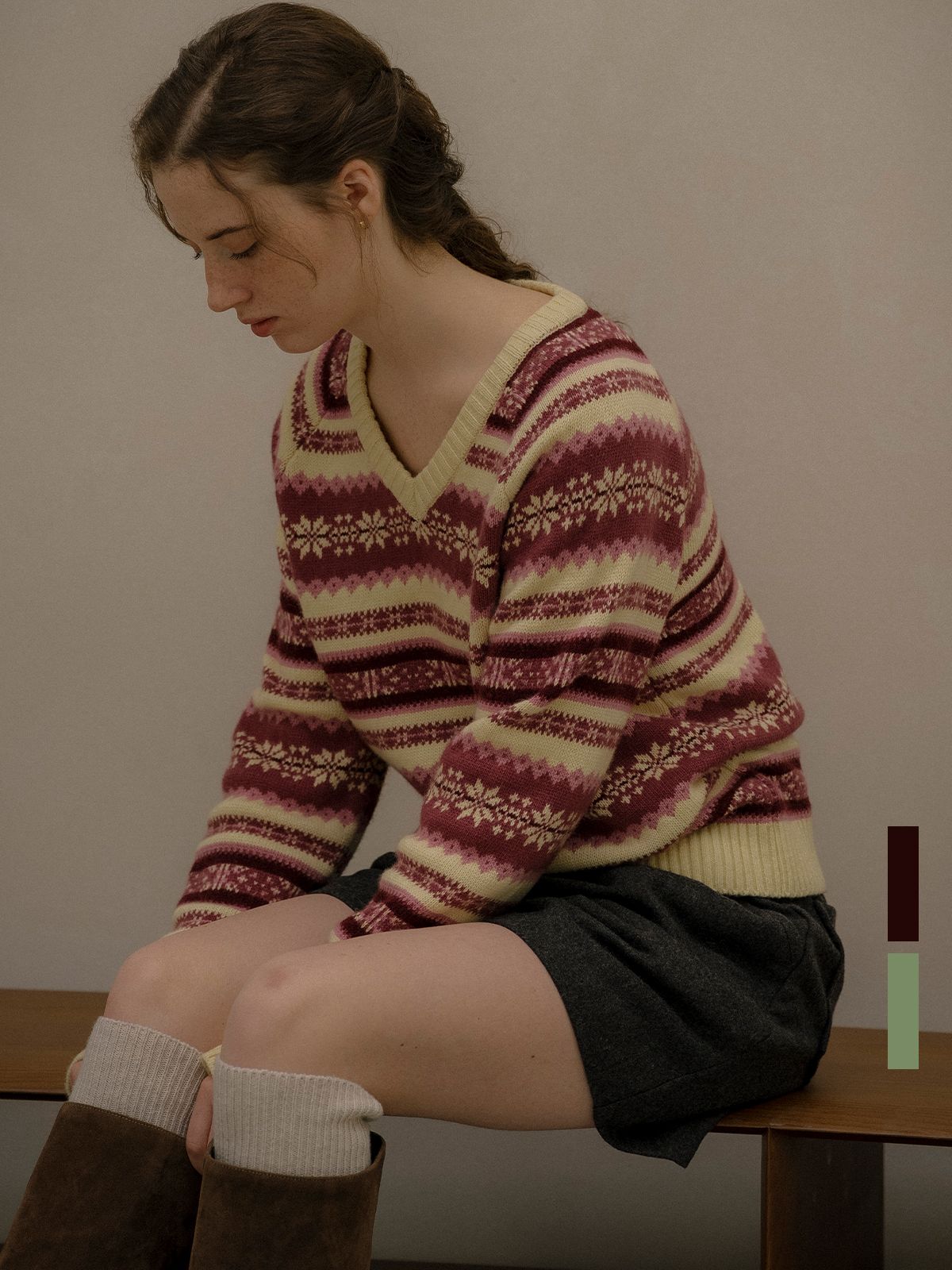 노운베러(KNOWNBETTER) Vintage punching jacquard V-neck knit [KNFW05SW01]_[2color]
