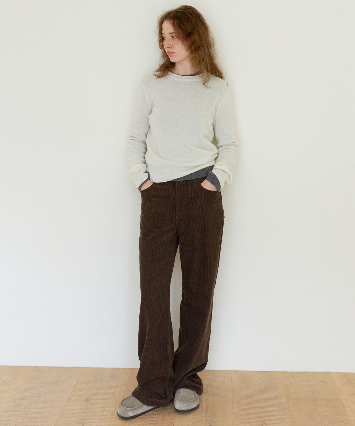 르바(LEVAR) Relaxed Corduroy Pants - Umber Brown