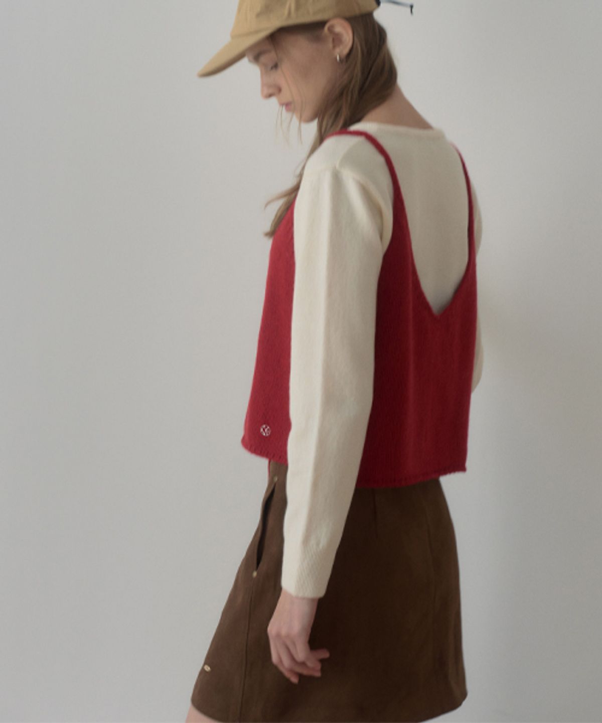 헤인트(HAINT) RIVET FAKE SUEDE SKIRT_BROWN
