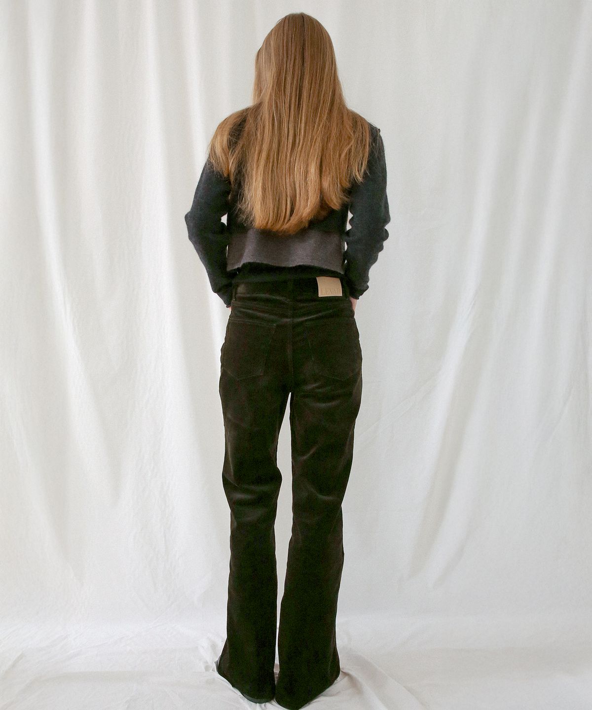 르바(LEVAR) Mellow Corduroy Bootcut Pants - Midnight Khaki