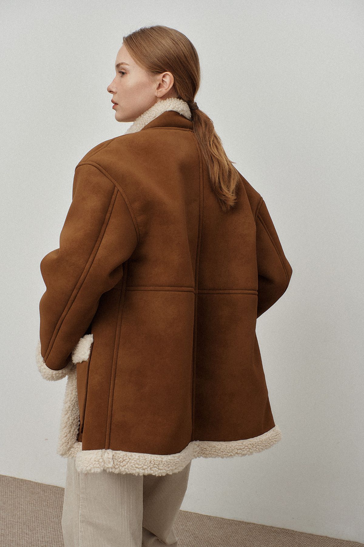 르몽생미셸(LE MONT ST MICHEL) High Neck Women Shearing Jacket_Camel