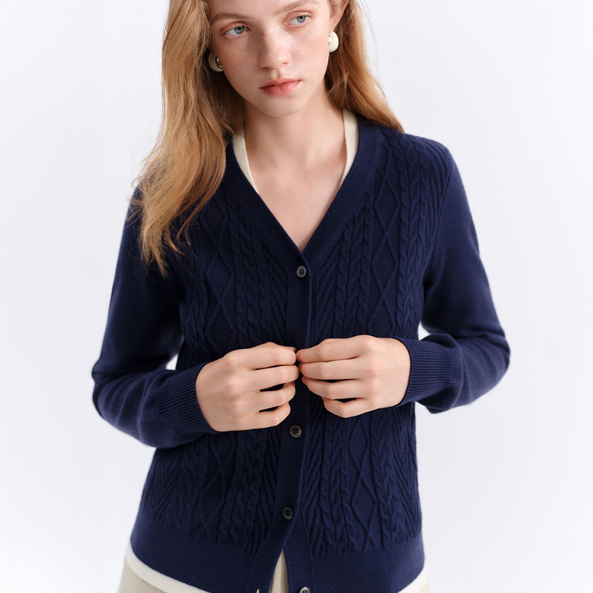 웬스데이딜라잇(WEDNESDAY DELIGHT) WD_Fake two-piece cable cardigan_NAVY