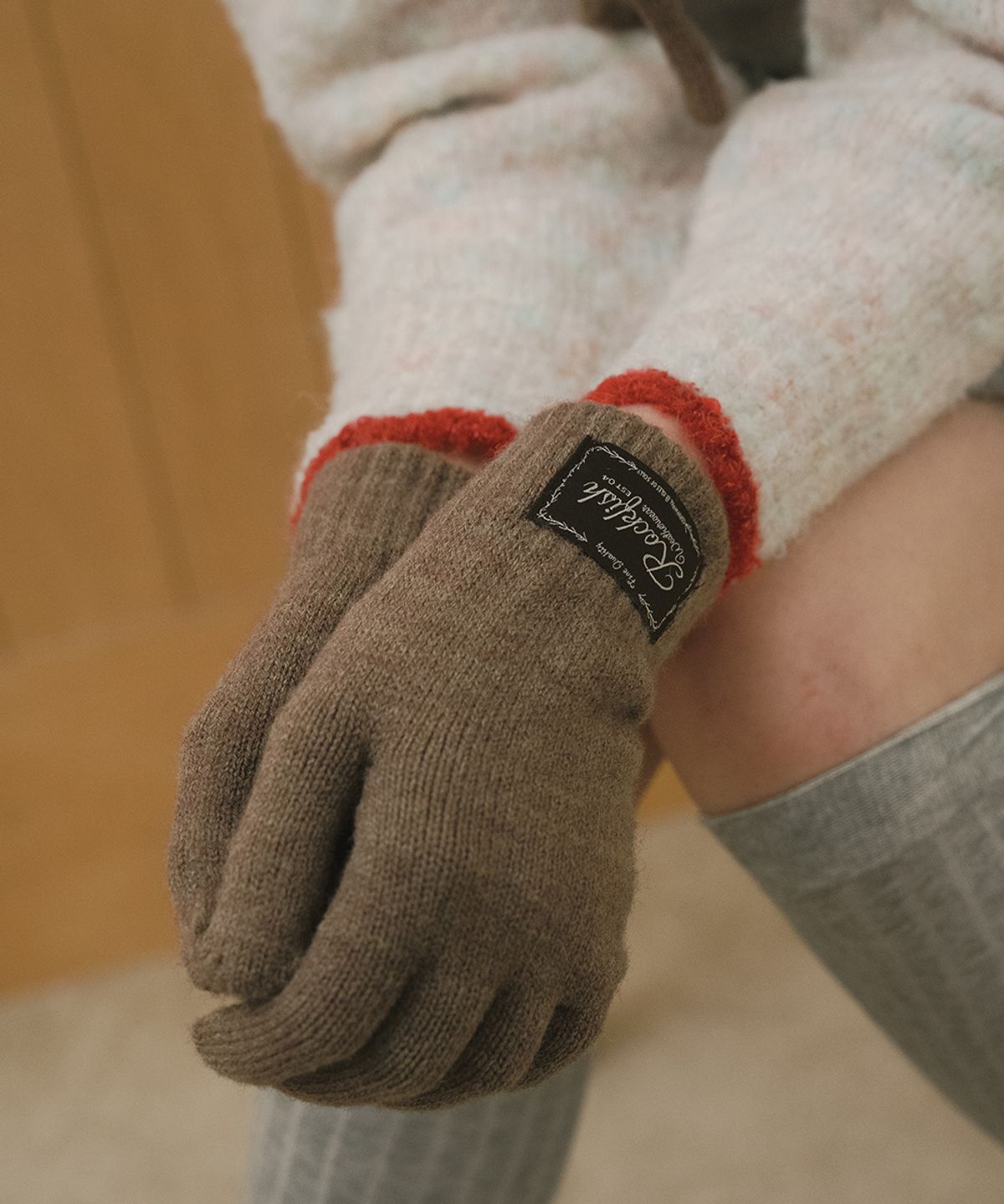 락피쉬웨더웨어(ROCKFISH WEATHERWEAR) FLUFFY SHORT GLOVES - 2 colors