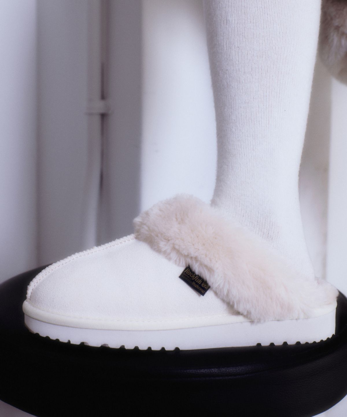 락피쉬웨더웨어(ROCKFISH WEATHERWEAR) ORIGINAL WINTER SLIPPERS - 2 colors