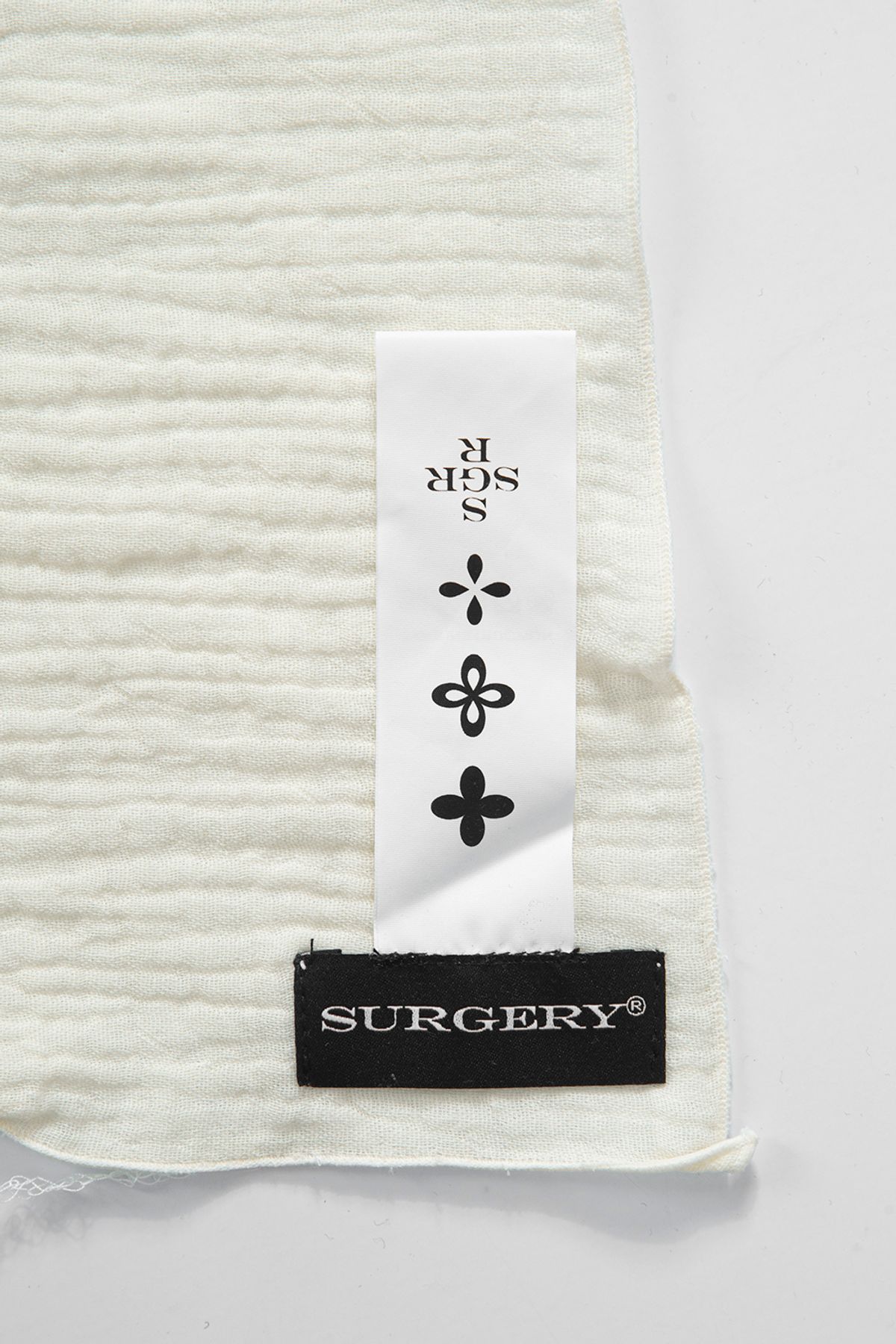 써저리(SURGERY) 거즈 스카프 아이보리