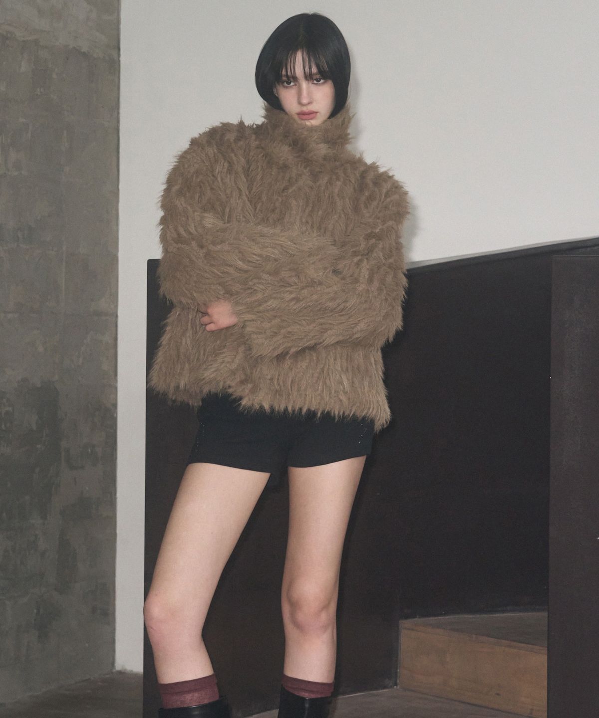 레더리(LEATHERY) 리버시블 시어링 퍼 자켓 [CREAM]