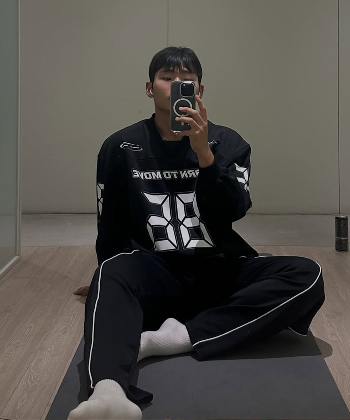 레이지비(LAZYBEE) 자이언트핏 라인 트랙 팬츠 와이드 짐웨어 트레이닝 운동복 밴딩 바지 M 블랙