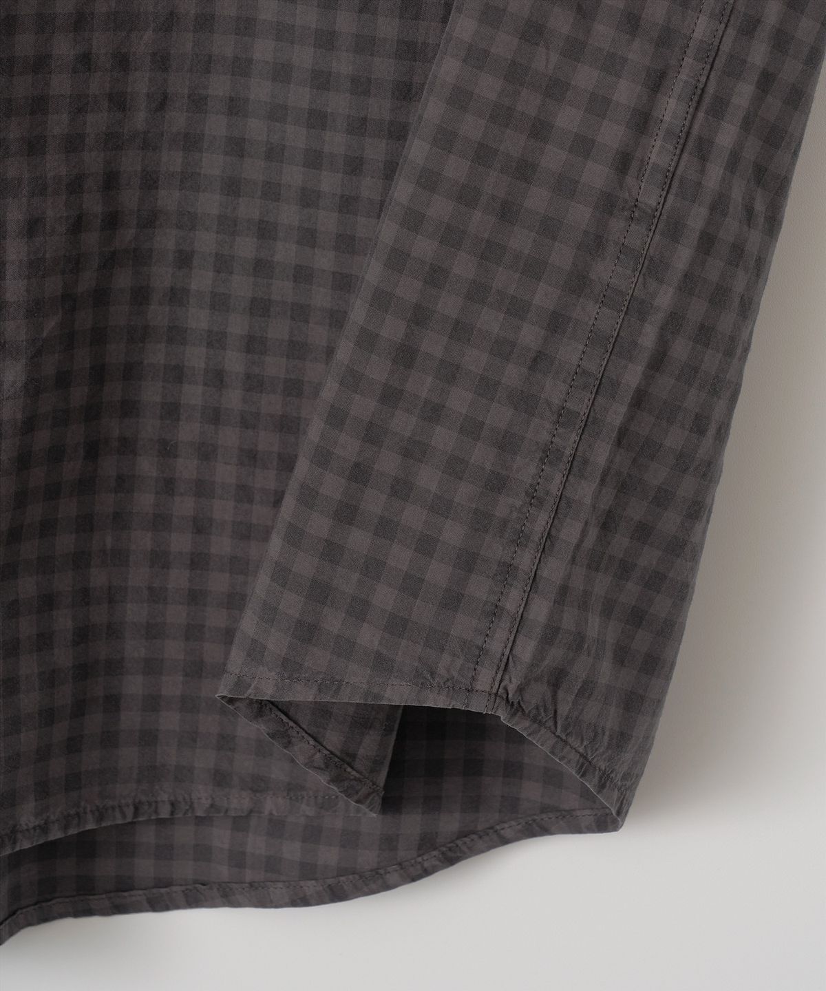 어나더 오피스(ANOTHER OFFICE) Bold Garment Gingham Check Shirt (Charcoal brown)