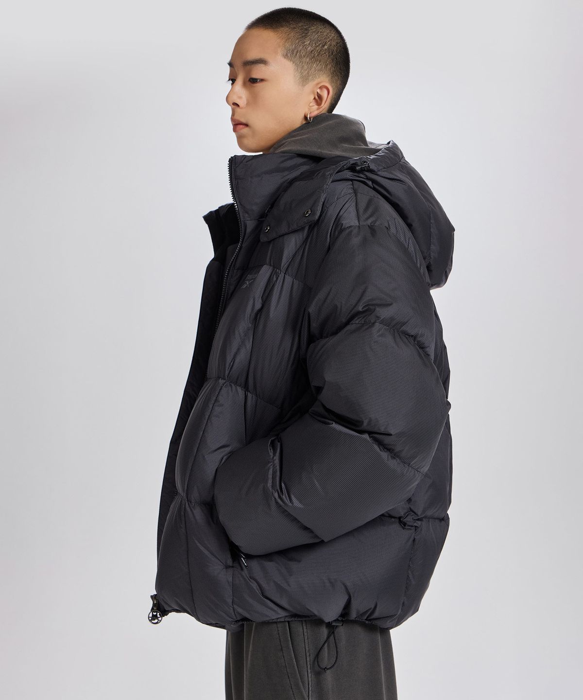 리복(REEBOK) 펌프 후드 2WAY 다운 자켓 - 블랙