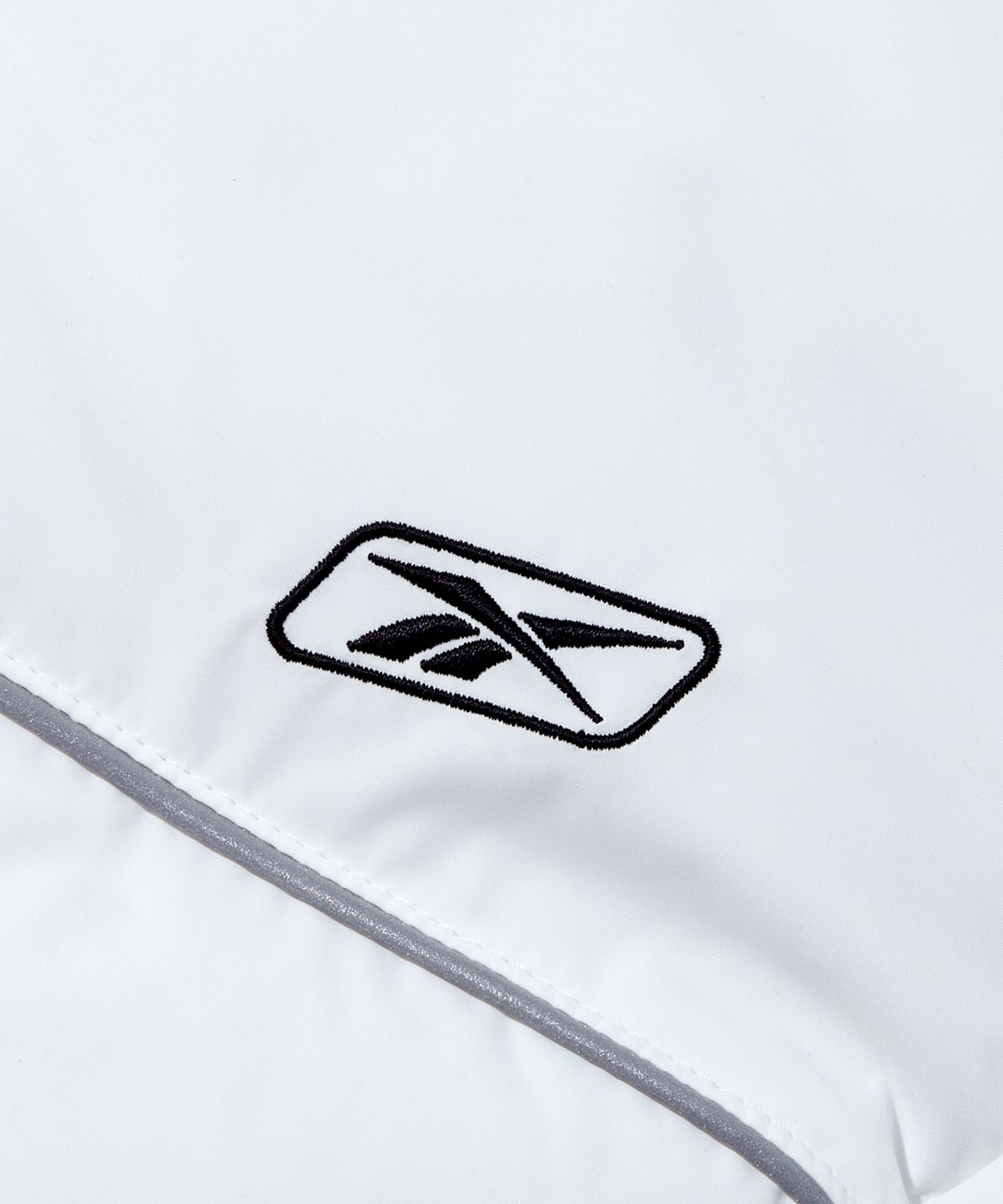 리복(REEBOK) 프리미어 크롭 볼패딩 (W) - 오프 화이트