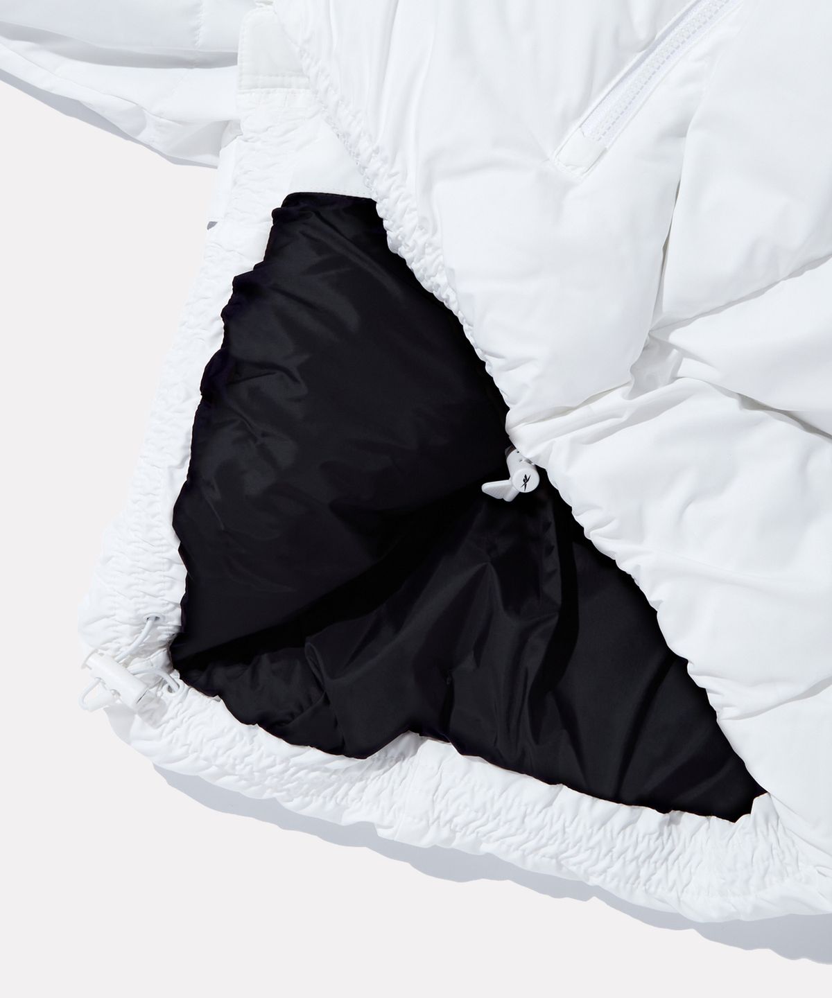 리복(REEBOK) 프리미어 크롭 볼패딩 (W) - 오프 화이트