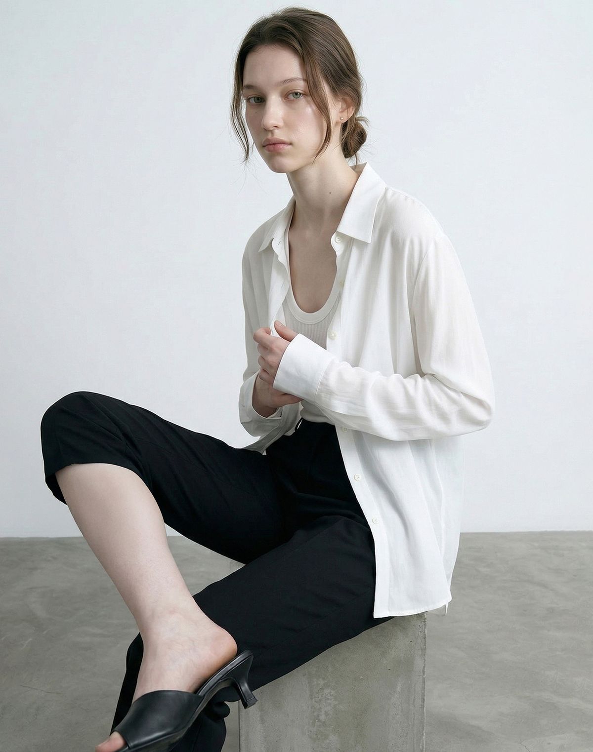 룩캐스트(LOOKAST) 미아 베이직 블라우스 / MIA BASIC BLOUSE_3colors