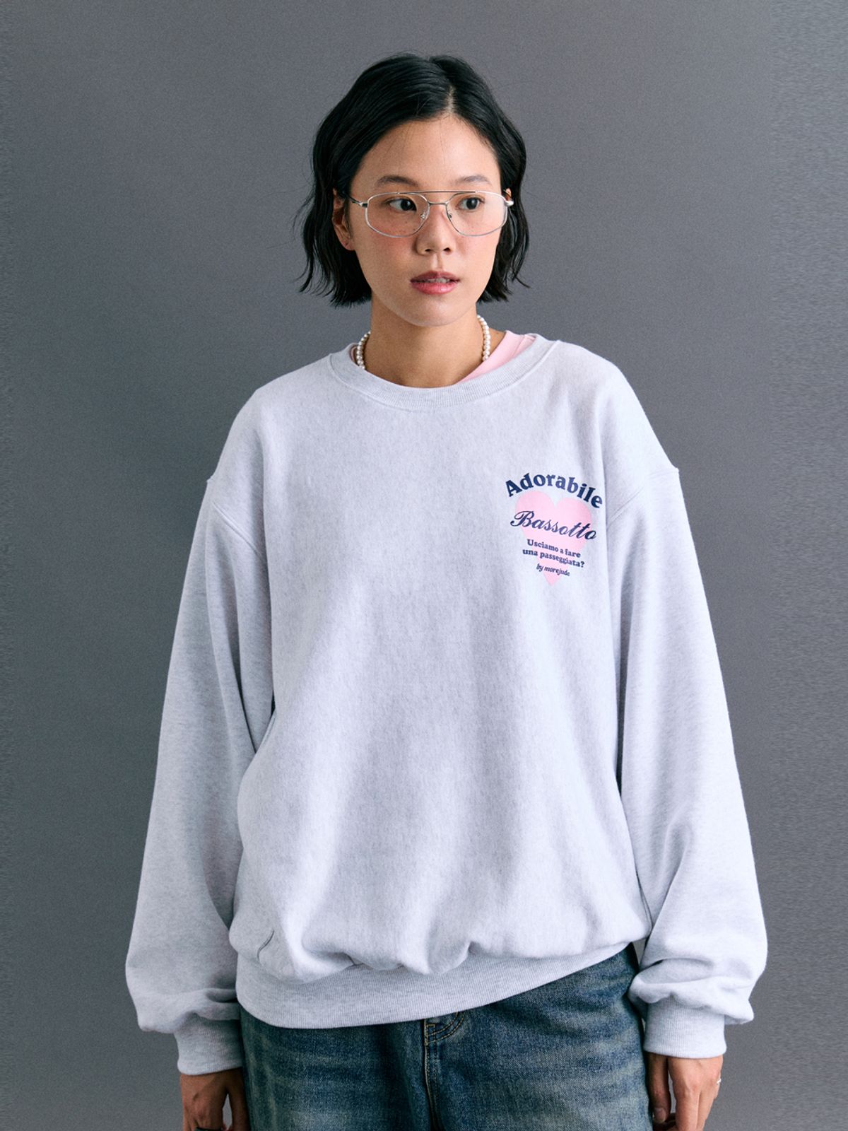 모어쥬드(MOREJUDE) Woofy Heart Sweatshirt 2color