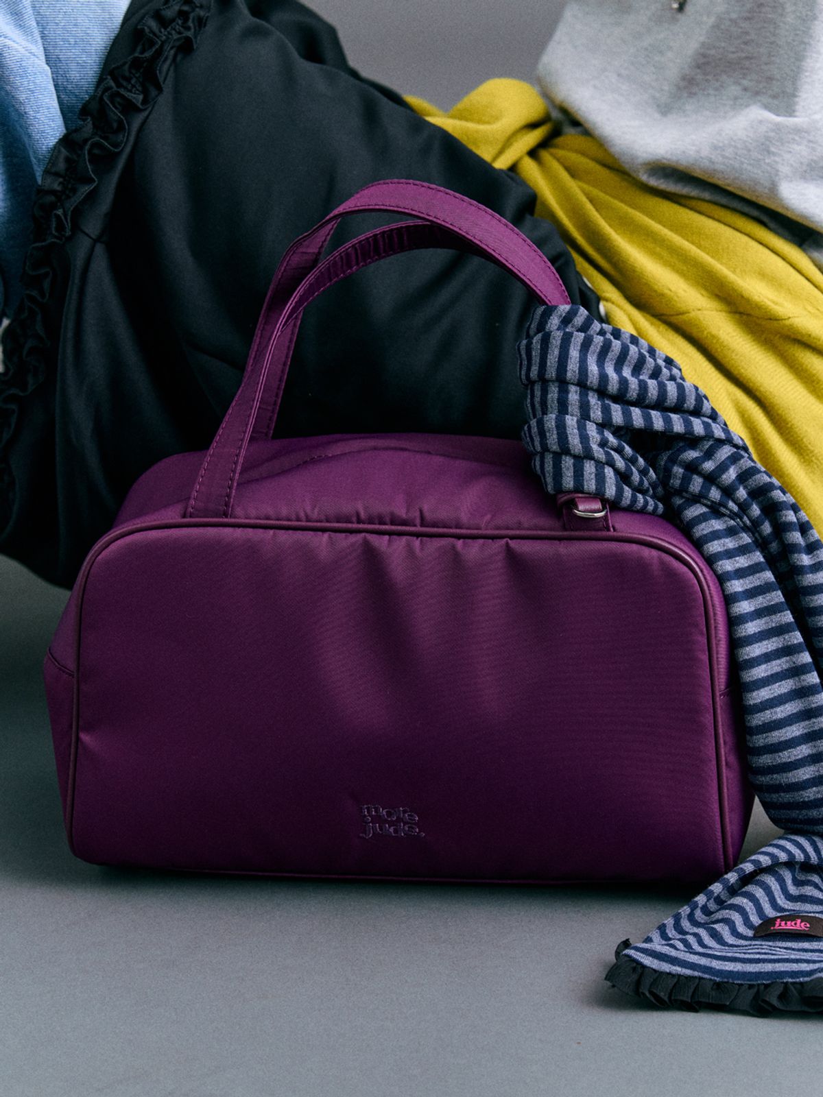 모어쥬드(MOREJUDE) Carry on tote bag plum