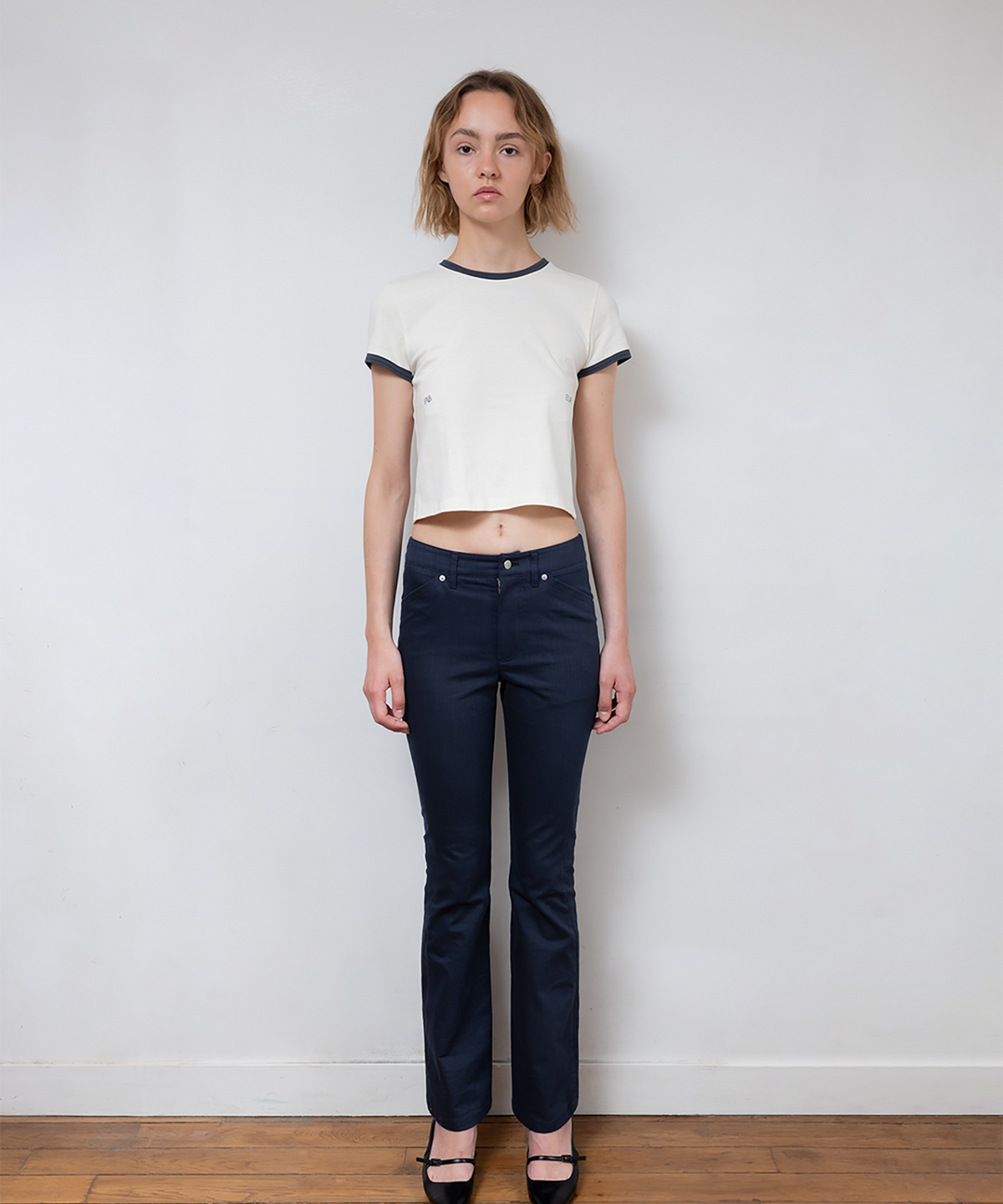 파버(FABEUR) CURVED LINE BOOTCUT PANTS (NAVY)