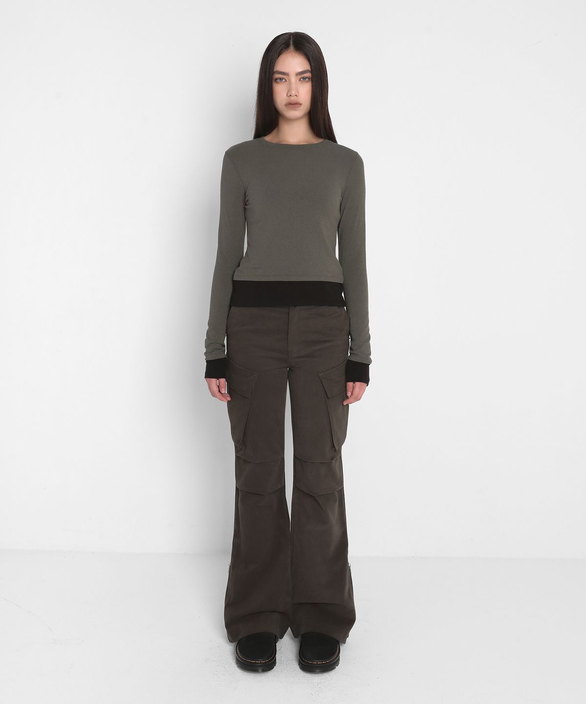 샌드릭(SANDRIC) BOOTCUT CARGO PANTS_BROWN
