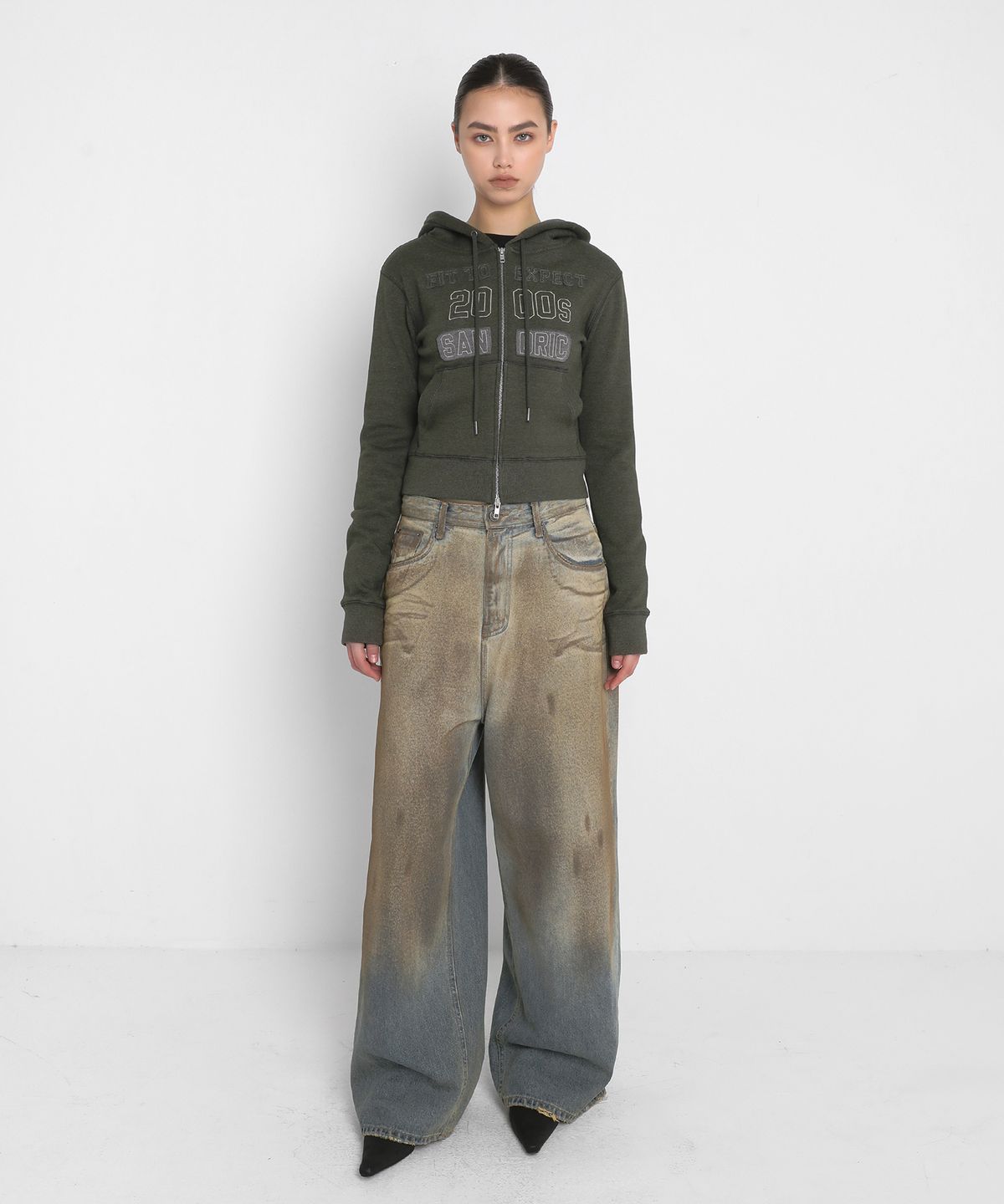 샌드릭(SANDRIC) BRUSHED PATCH HOODED ZIP UP_KHAKI