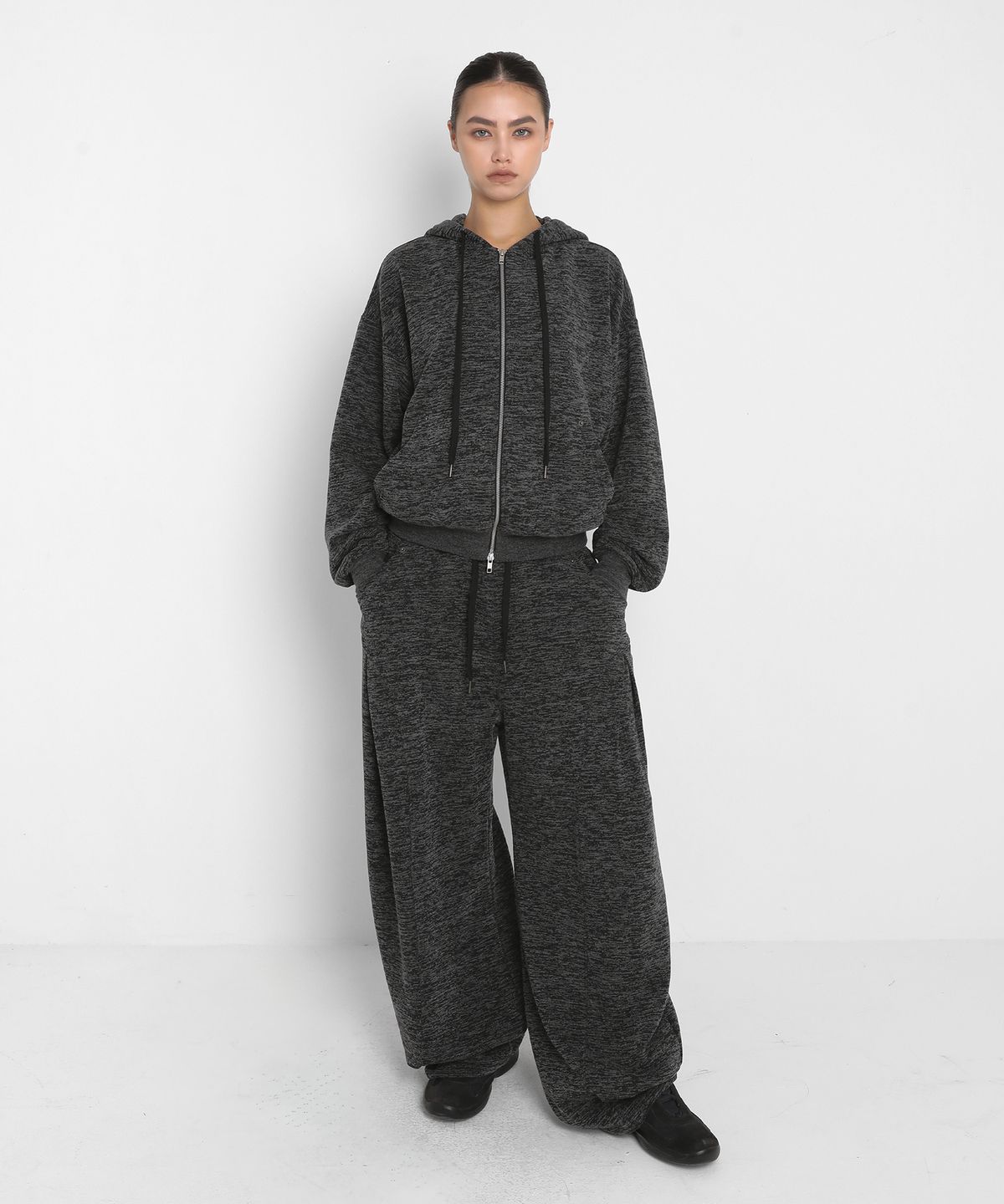 샌드릭(SANDRIC) BRUSHED BOKASHI HOODED ZIP UP_BLACK