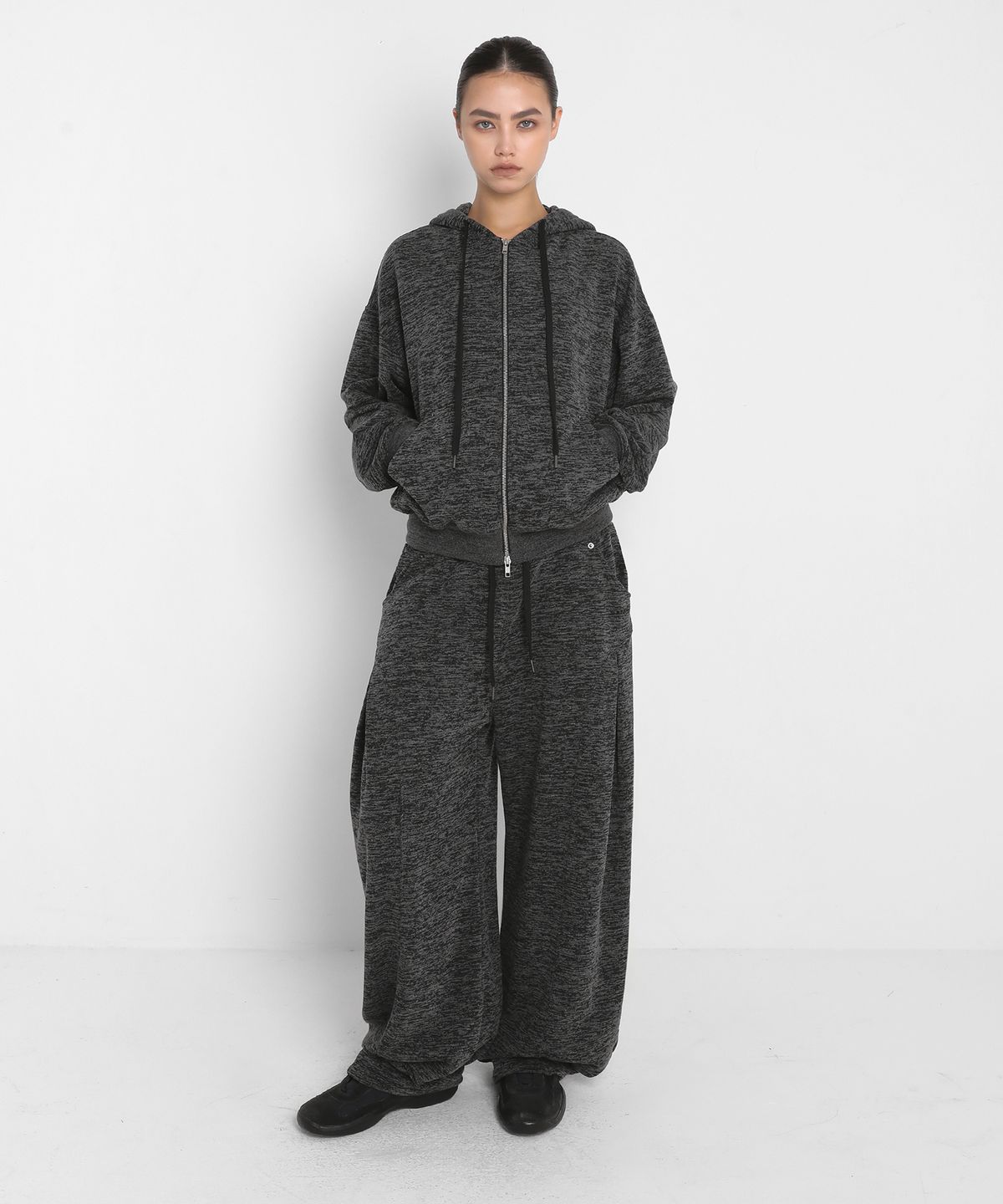 샌드릭(SANDRIC) BRUSHED BOKASHI HOODED ZIP UP_BLACK