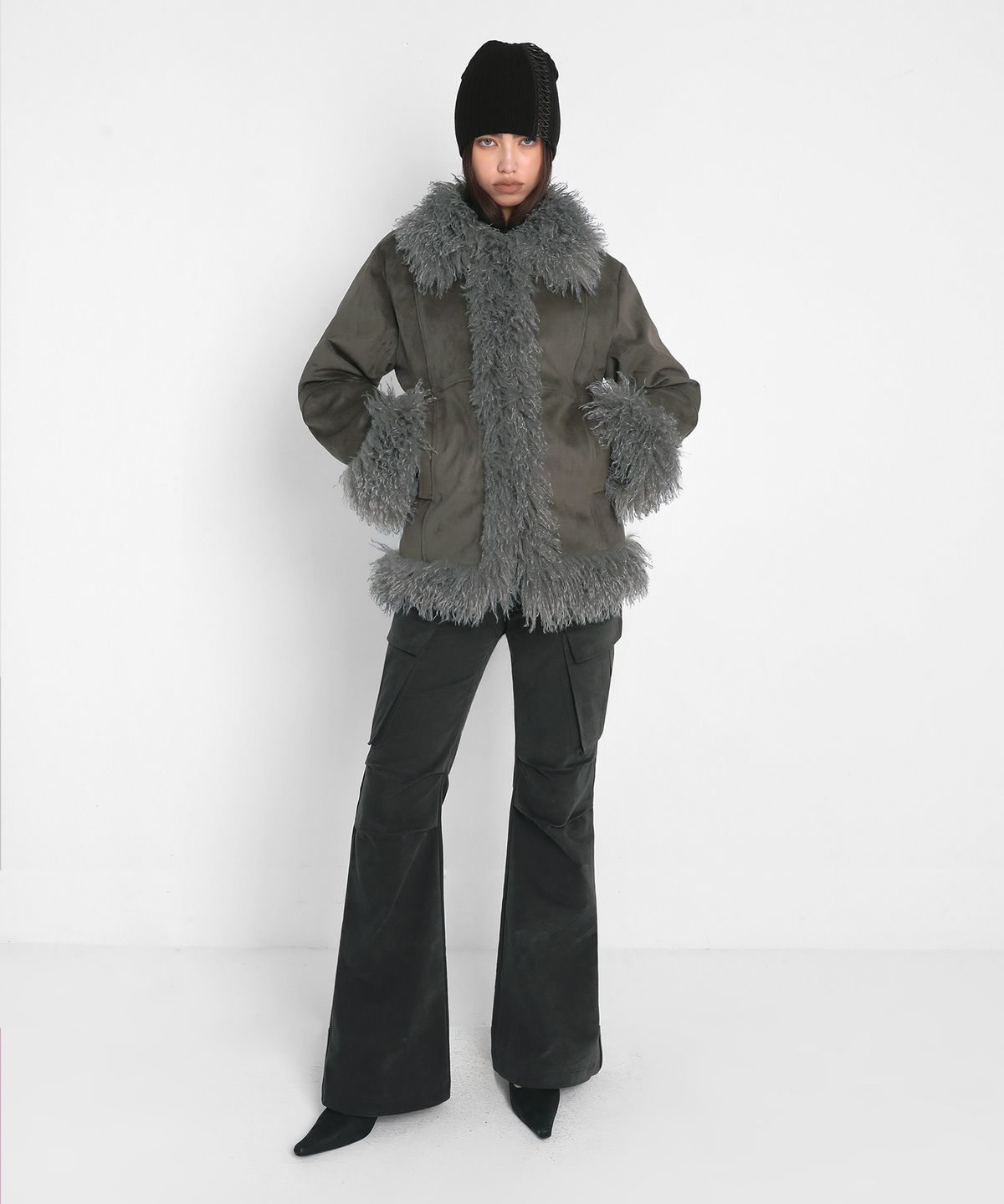 샌드릭(SANDRIC) TRIMMING FUR JACKET_KHAKI