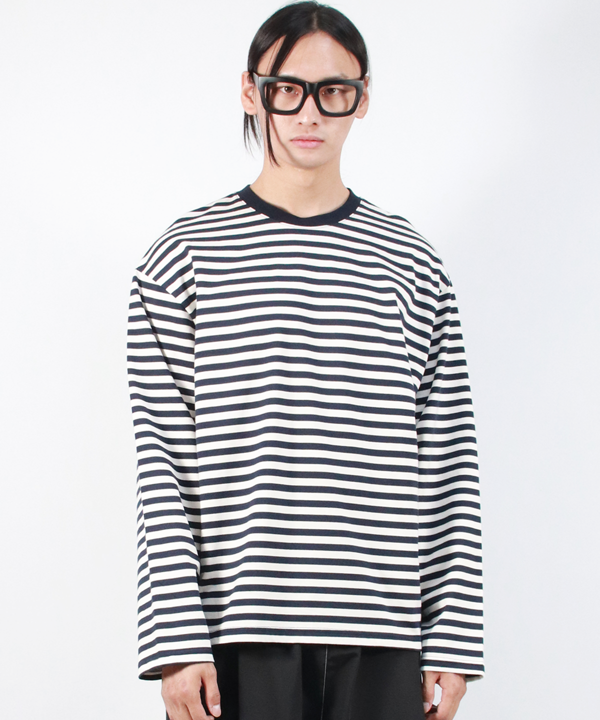 드마크(DEMARC) M STRIPE LOOSE-FIT LONG SLEEVE TEE -  Dark Navy