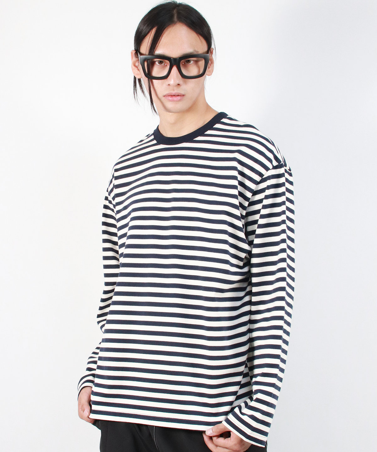 드마크(DEMARC) M STRIPE LOOSE-FIT LONG SLEEVE TEE -  Dark Navy